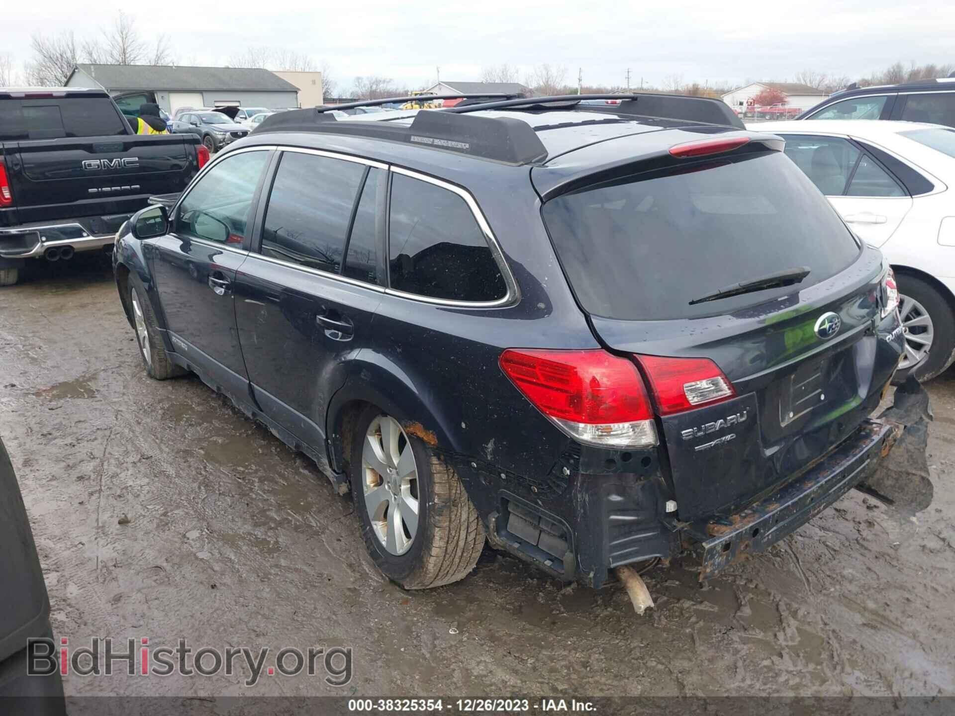 2011 SUBARU OUTBACK - VIN: 4S4BRCCC8B3313803 - Фото 3