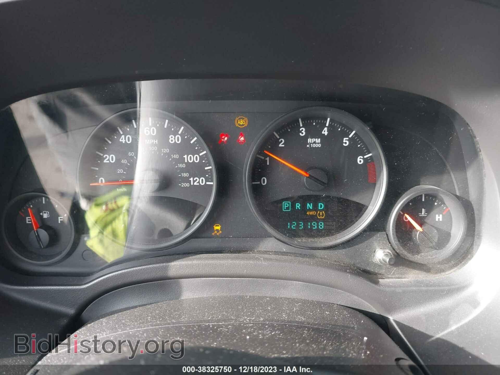 2011 JEEP COMPASS - VIN: 1J4NF1FB1BD257807 - Photo 7