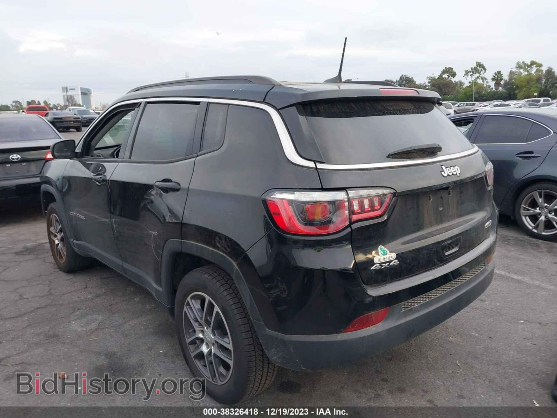2018 JEEP COMPASS - VIN: 3C4NJDBB4JT179737 - Фото 3