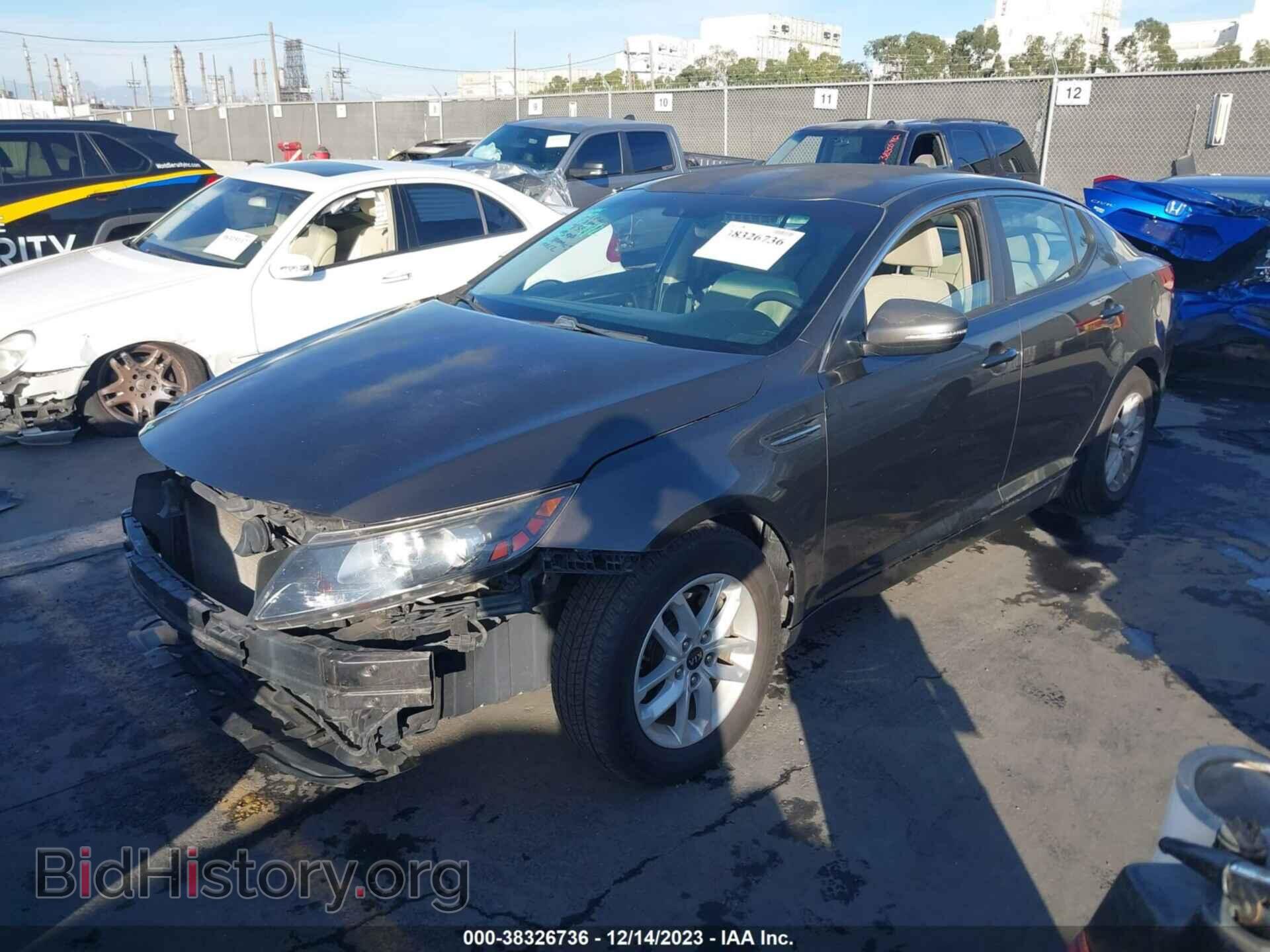 2011 KIA OPTIMA - VIN: KNAGM4A77B5121990 - Фото 2