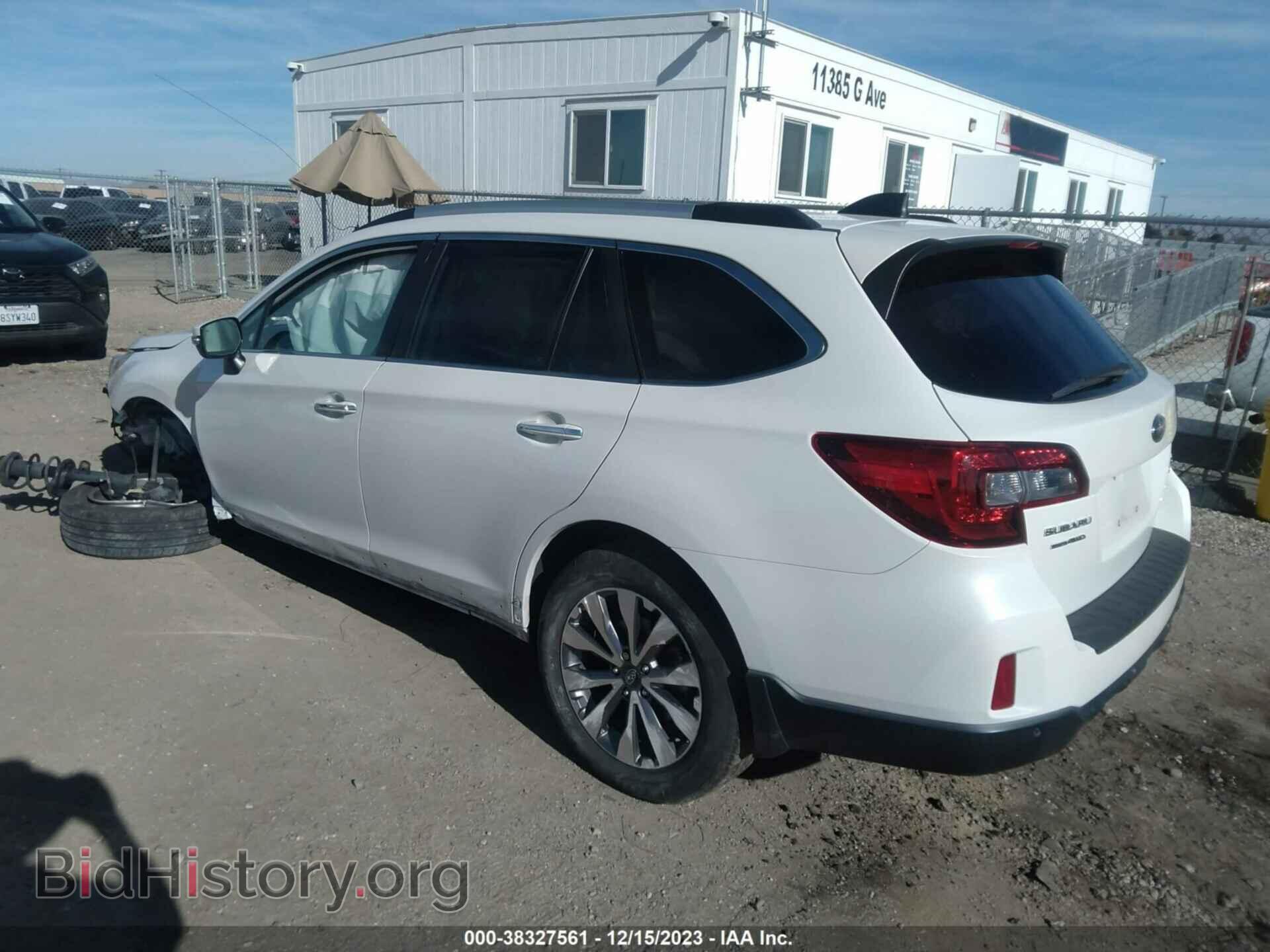 2017 SUBARU OUTBACK - VIN: 4S4BSETC8H3422853 - Фото 3