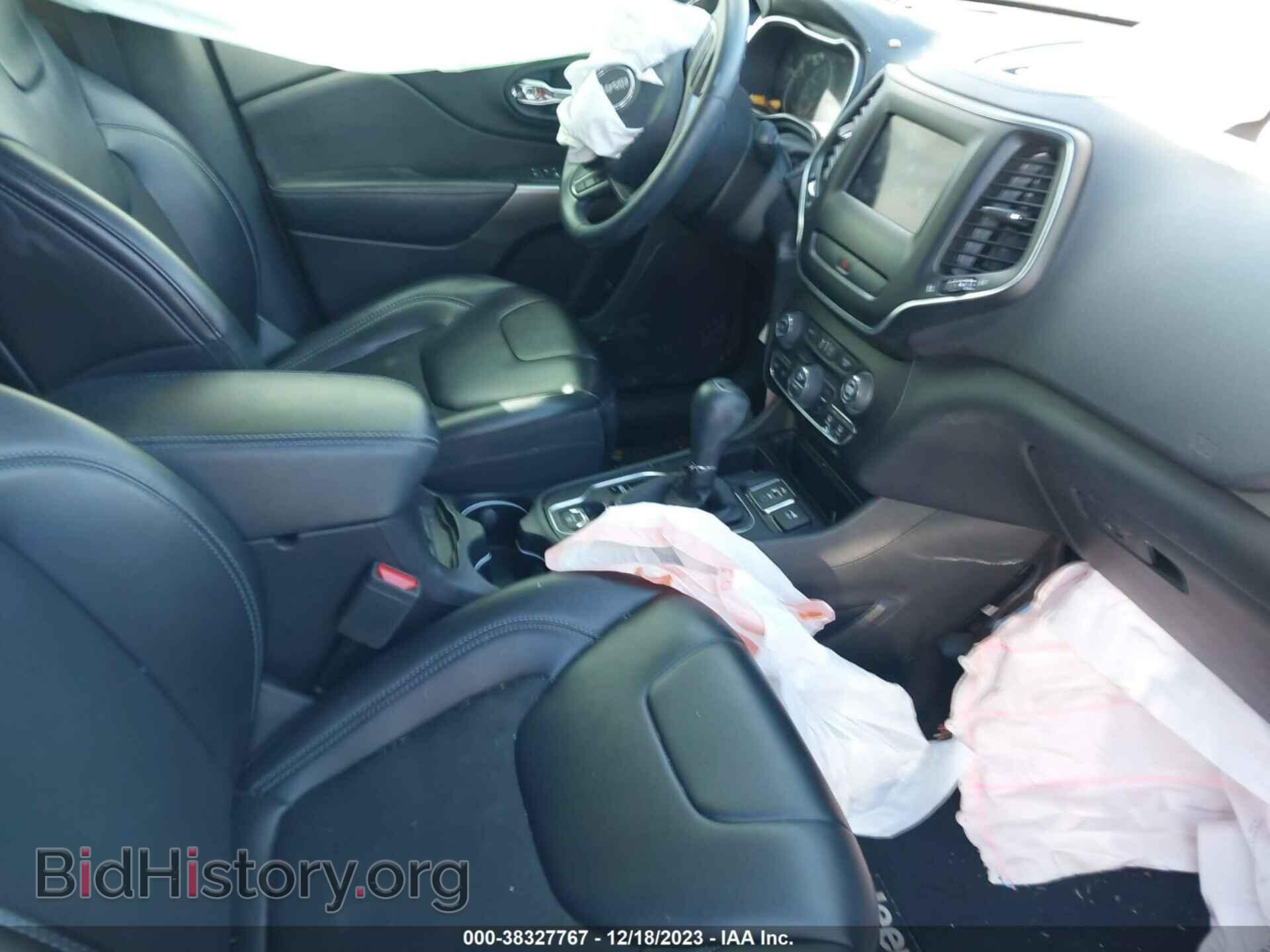 2019 JEEP CHEROKEE - VIN: 1C4PJLLBXKD176009 - Фото 5