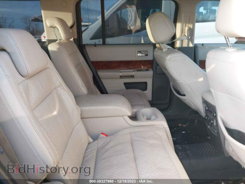2011 Ford FLEX (VIN 2FMGK5DC3BBD21859) — photo 8 of 11