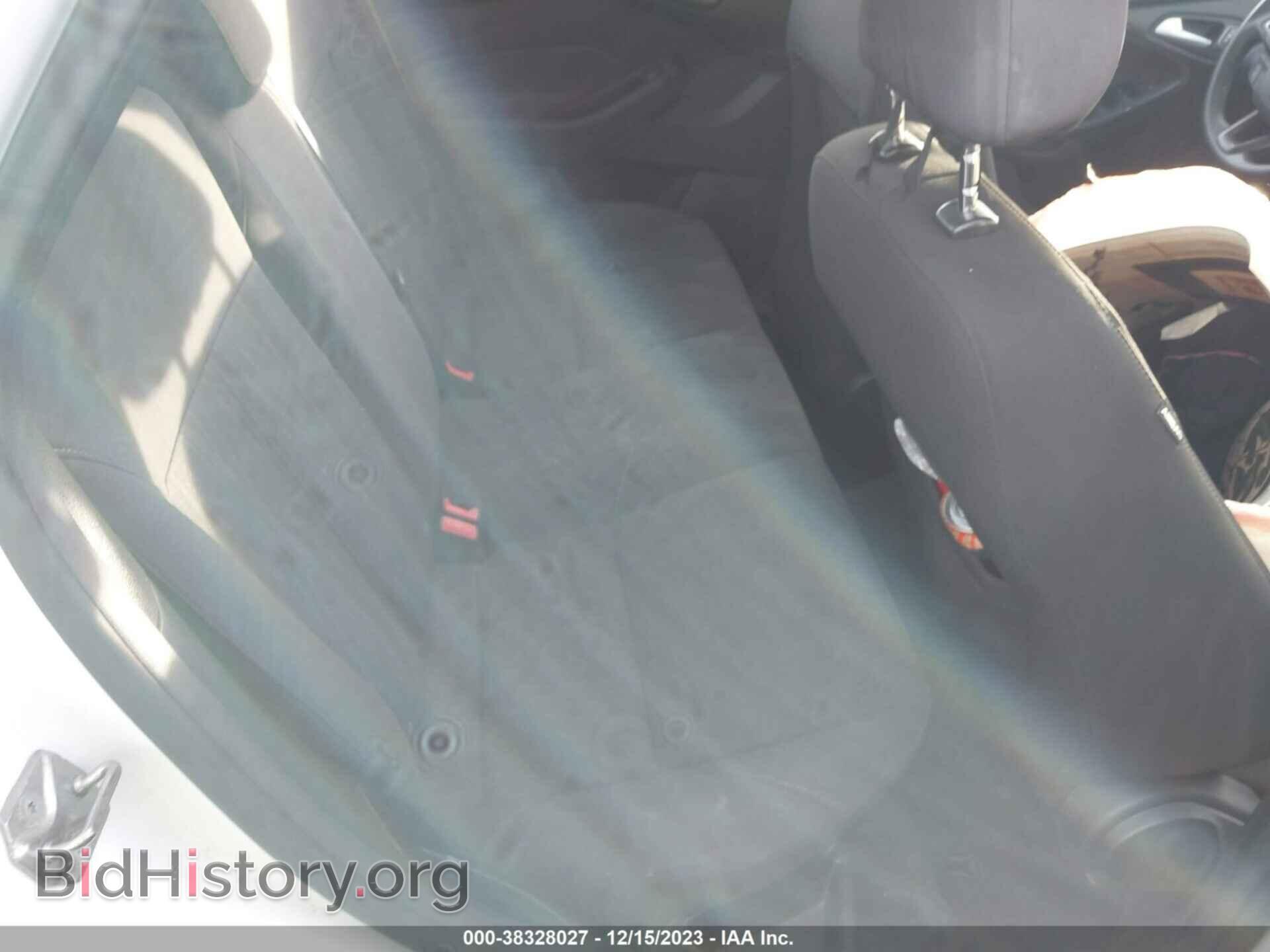 2016 FORD FOCUS - VIN: 1FADP3F28GL262189 - Фото 8