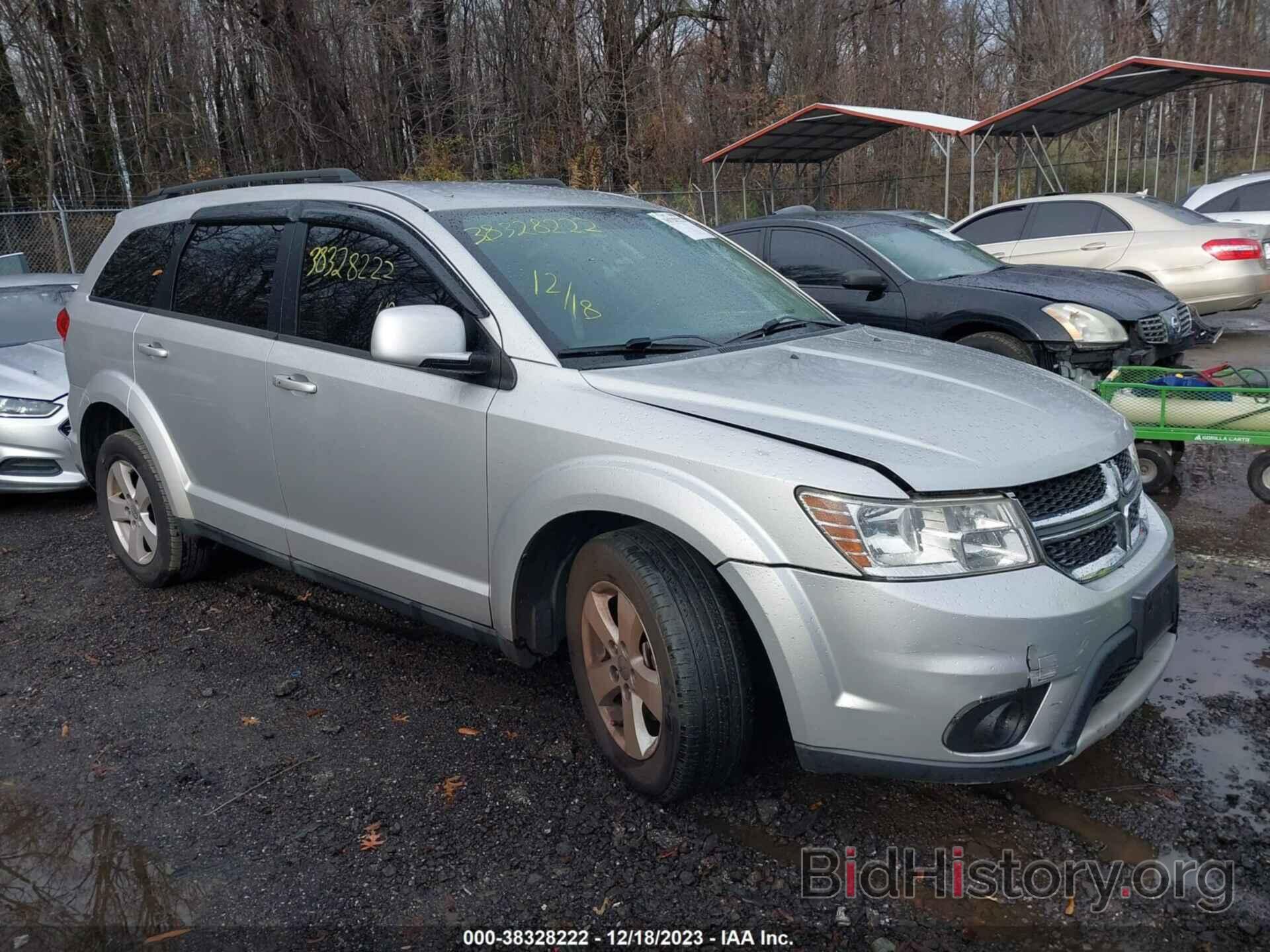 Фотография 3D4PG1FGXBT561786 - DODGE JOURNEY 2011