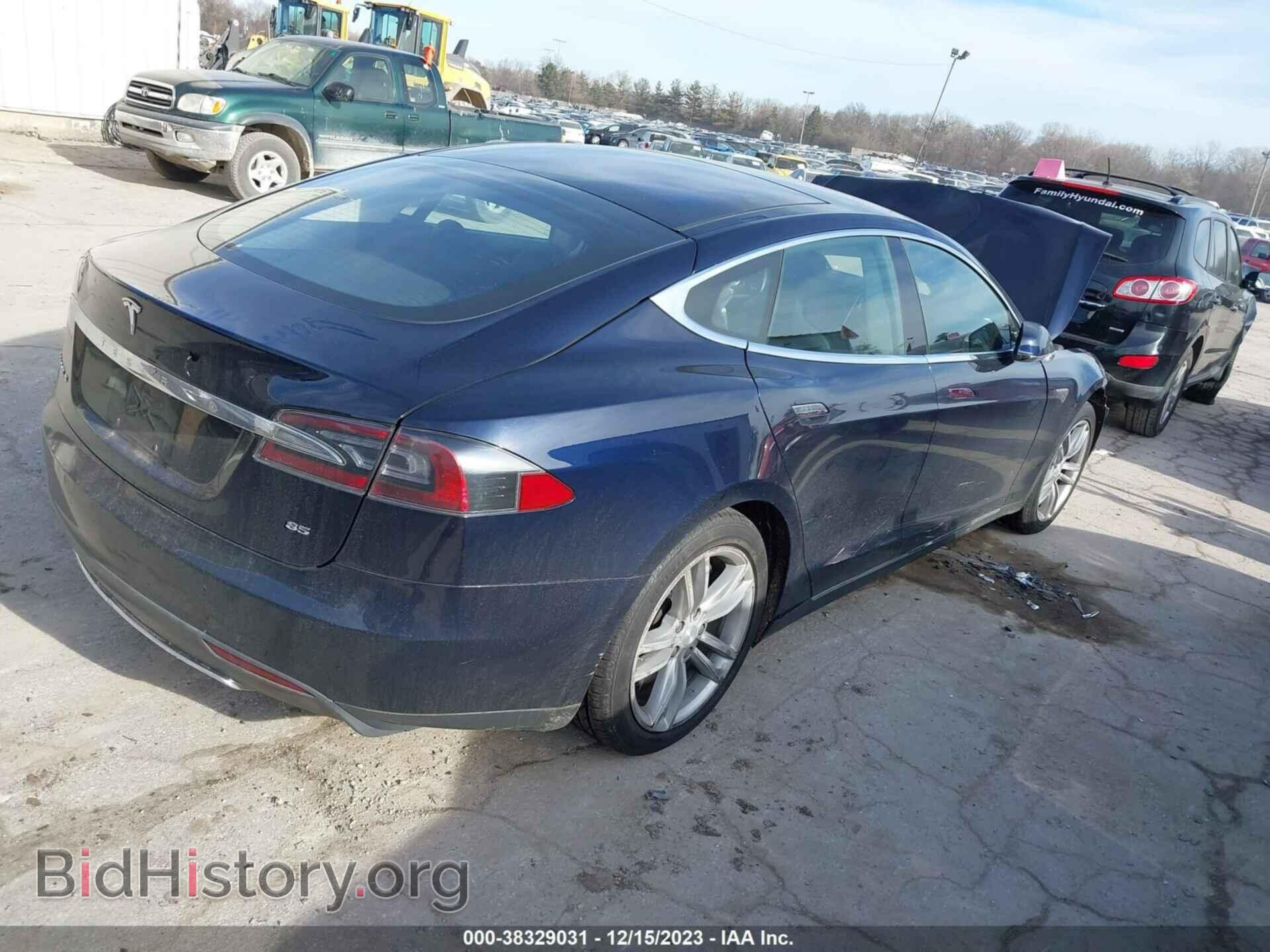 2014 TESLA MODEL S - VIN: 5YJSA1H19EFP30460 - Photo 4