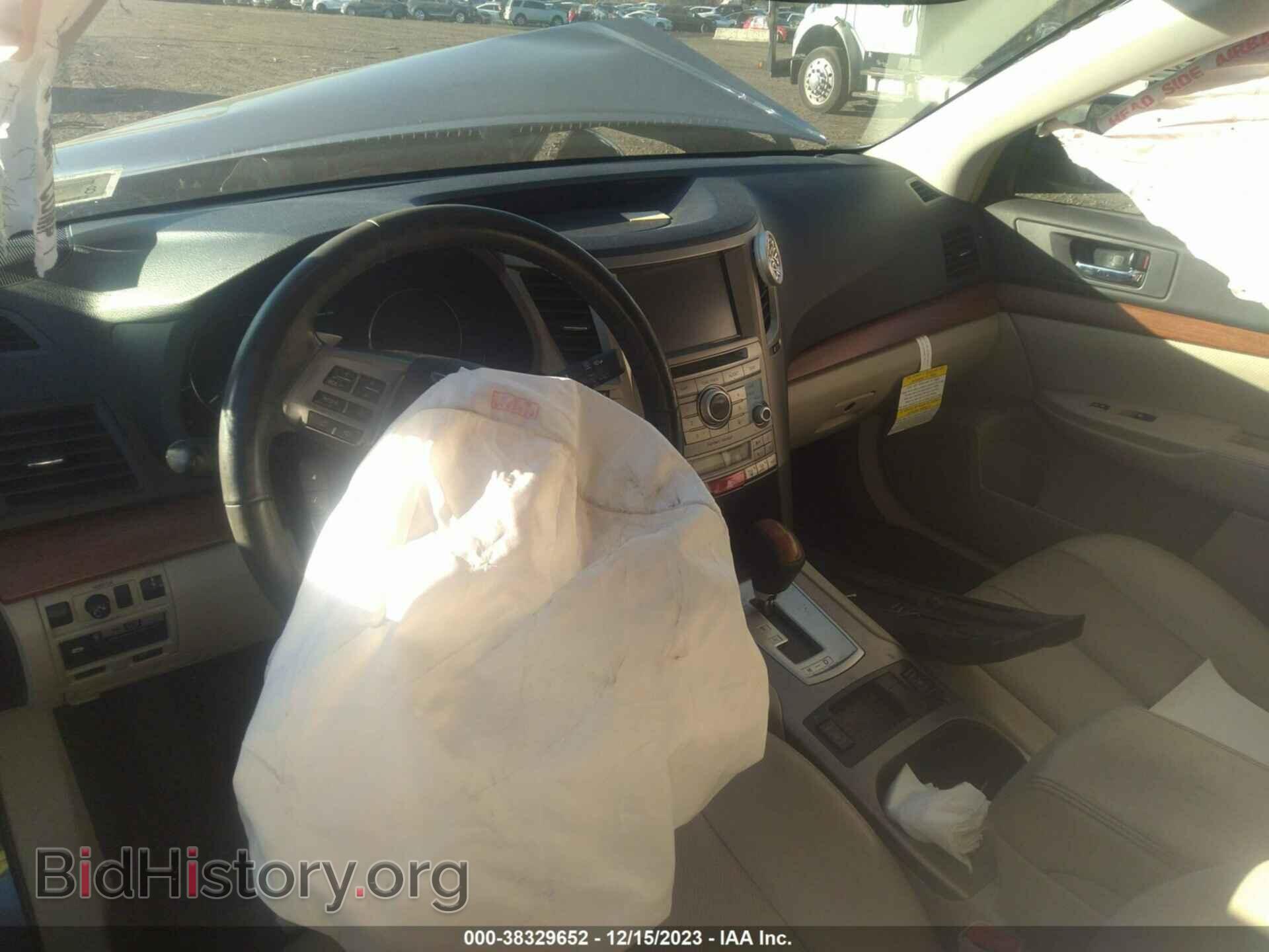 2014 SUBARU OUTBACK - VIN: 4S4BRBNC4E3225665 - Фото 5