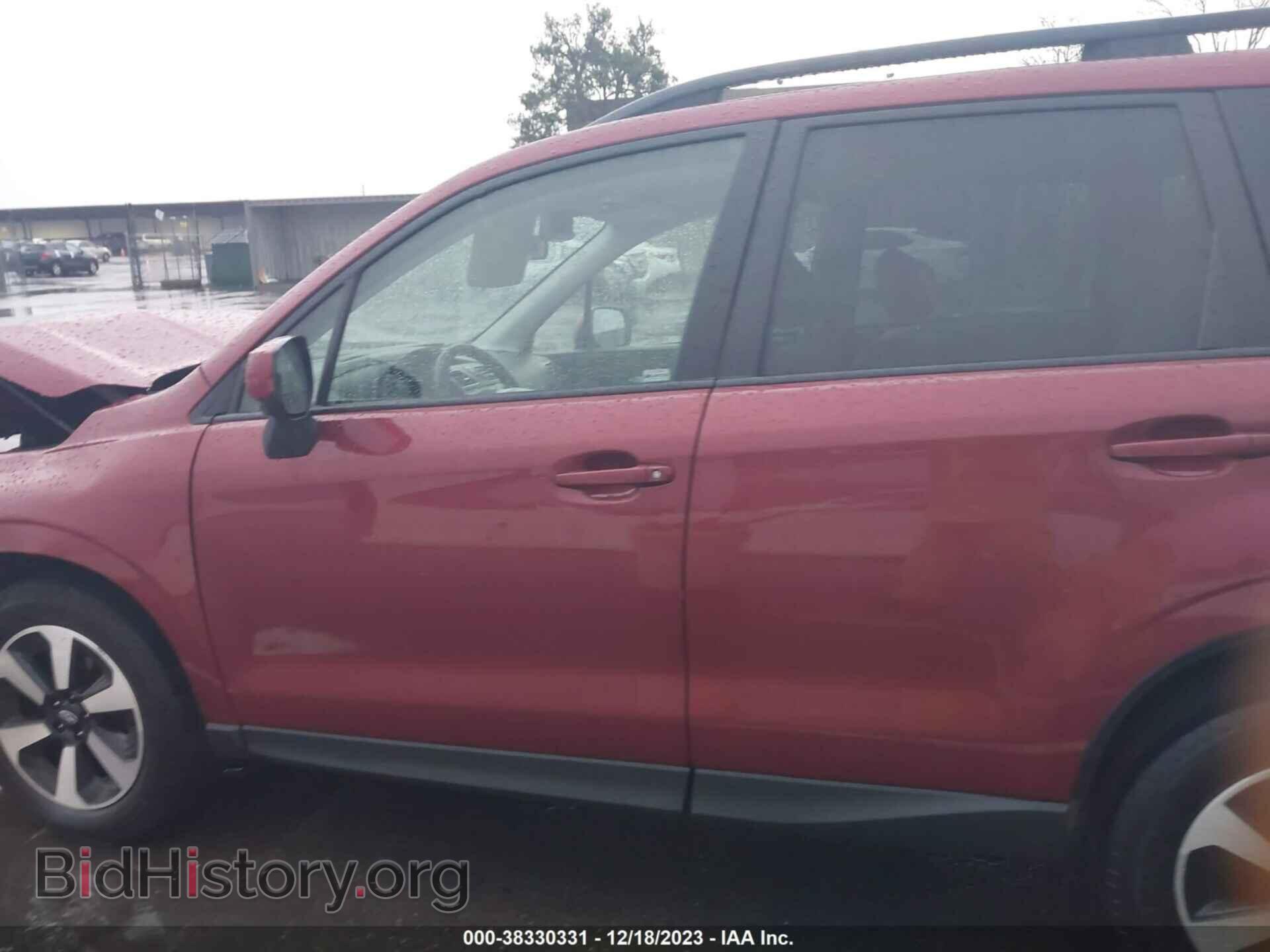 2017 SUBARU FORESTER - VIN: JF2SJAEC3HH811739 - Фото 14