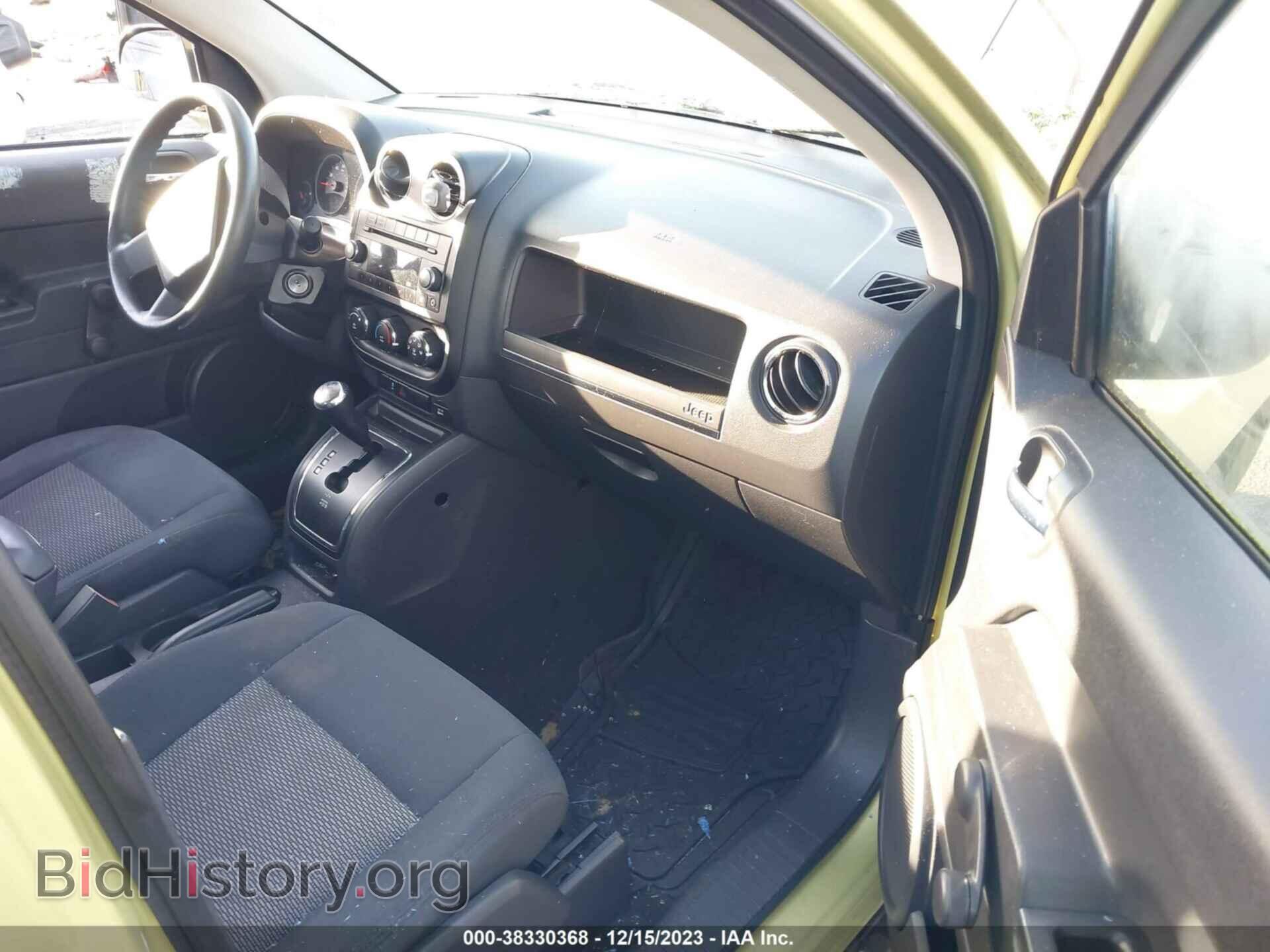 2010 JEEP COMPASS - VIN: 1J4NF4FB1AD520541 - Фото 5