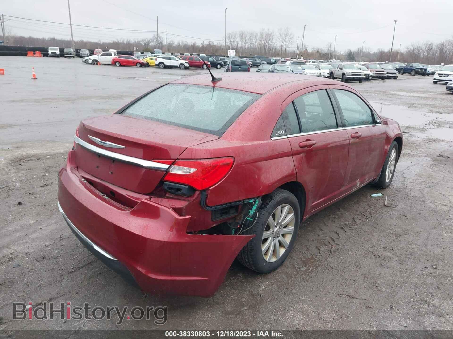 2011 CHRYSLER 200 - VIN: 1C3BC1FB7BN569579 - Photo 4