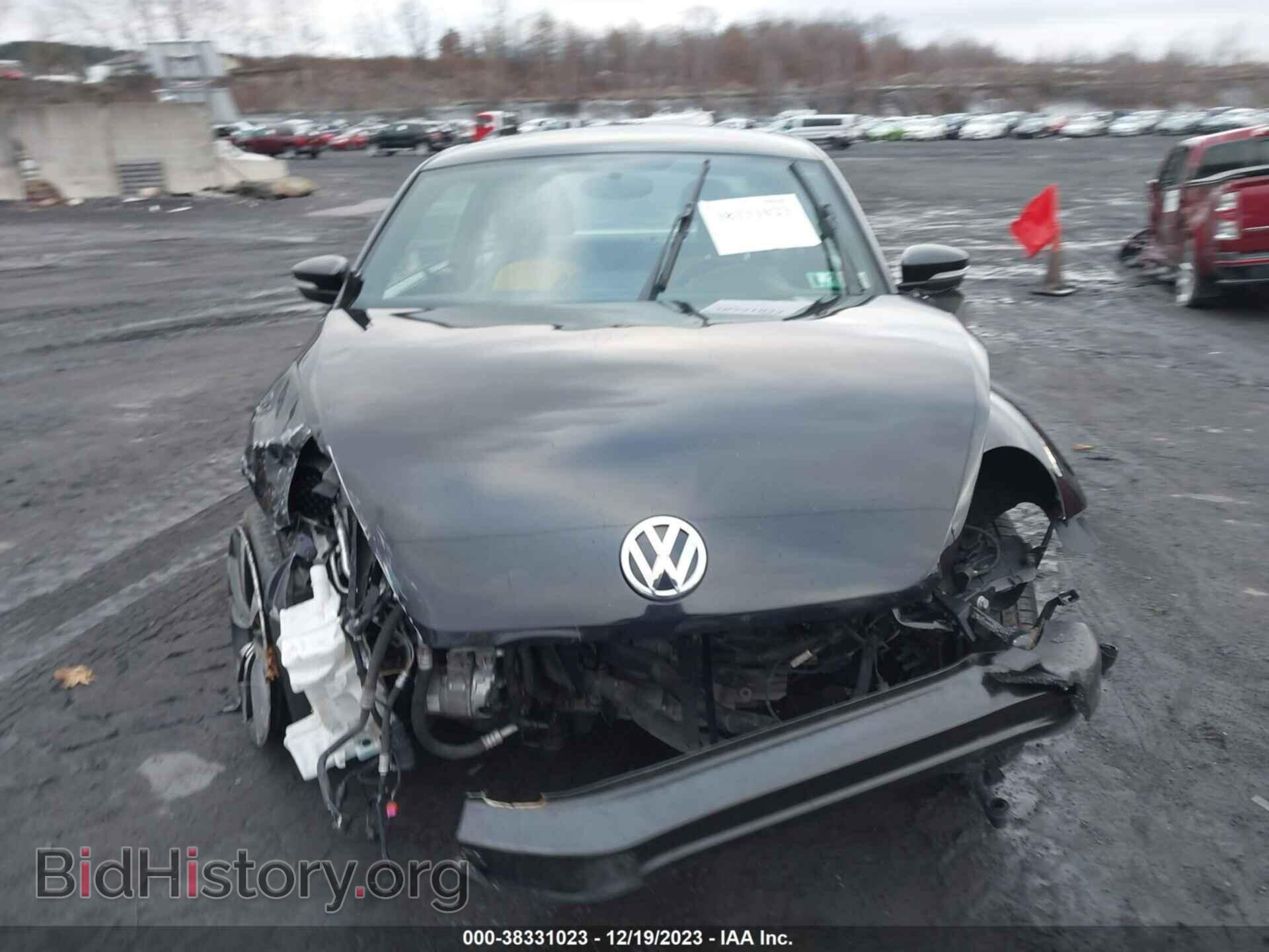 2012 VOLKSWAGEN BEETLE - VIN: 3VW4A7AT1CM643889 - Фото 11