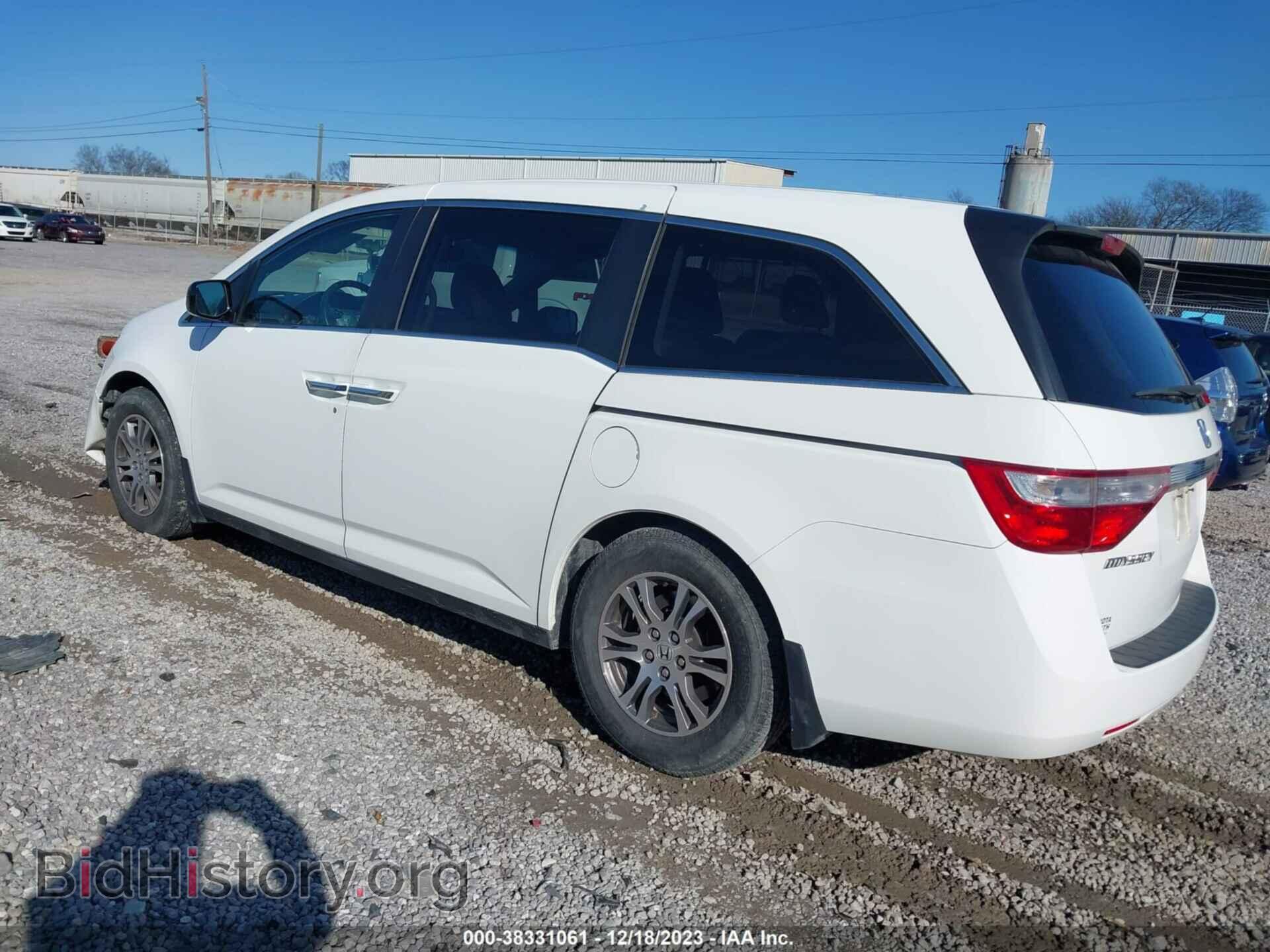 2011 HONDA ODYSSEY - VIN: 5FNRL5H64BB005985 - Фото 3