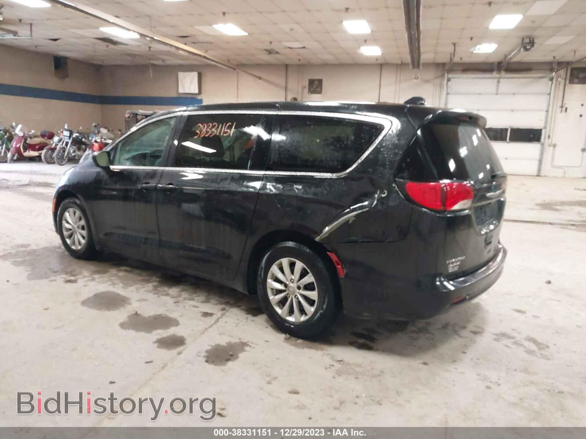 2017 CHRYSLER PACIFICA - VIN: 2C4RC1DG9HR512787 - Фото 3