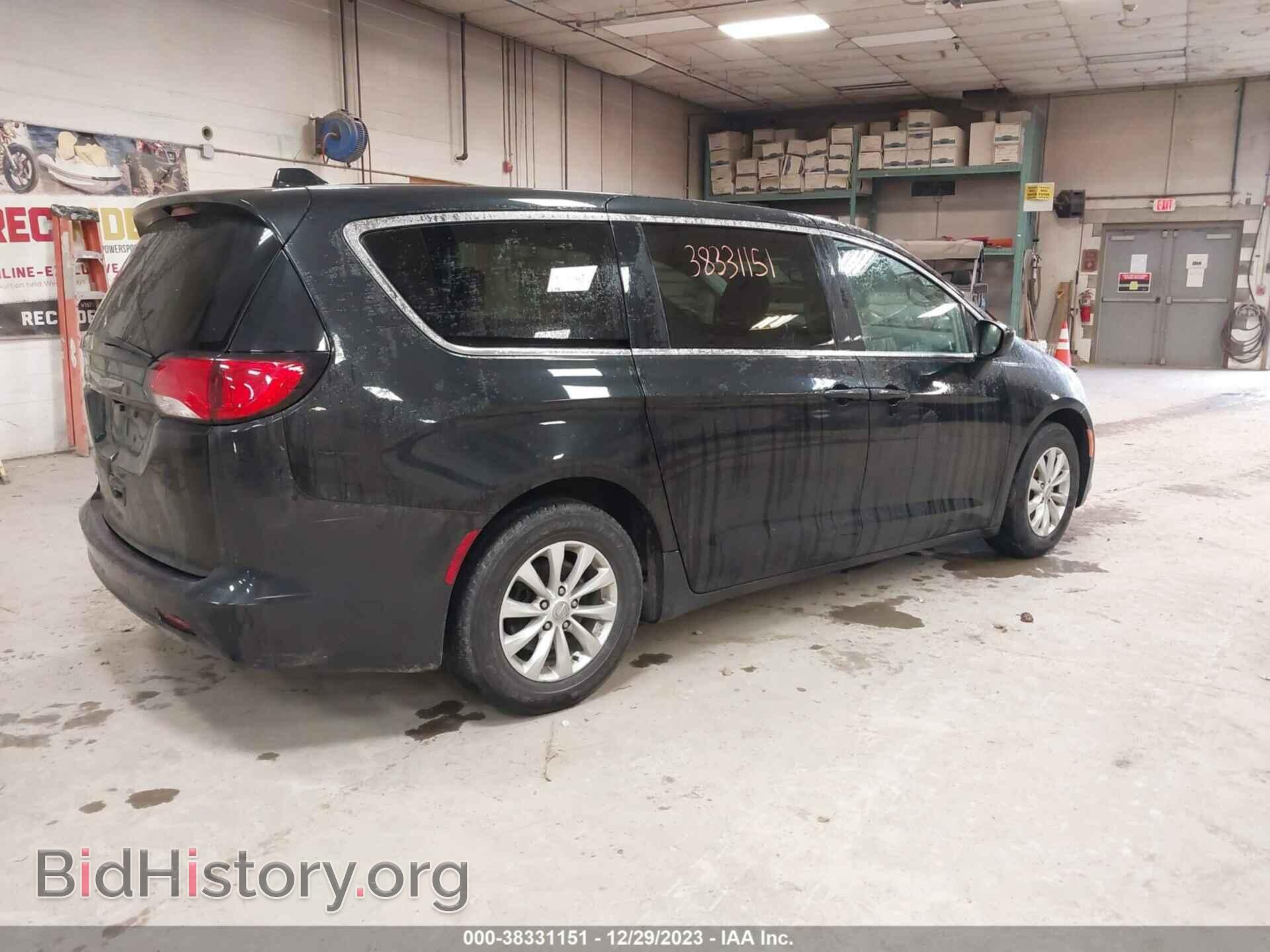 2017 CHRYSLER PACIFICA - VIN: 2C4RC1DG9HR512787 - Фото 4
