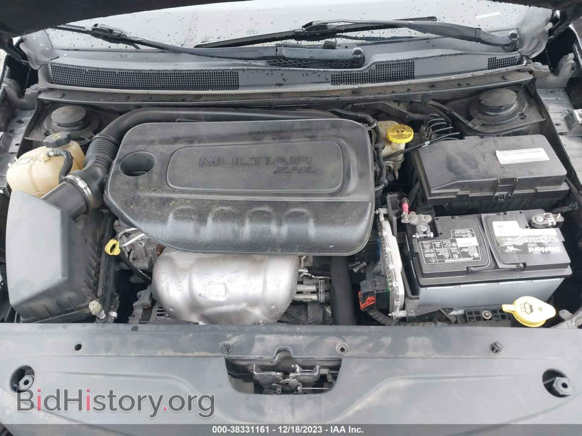 2015 CHRYSLER 200 - VIN: 1C3CCCAB6FN695462 - Фото 10