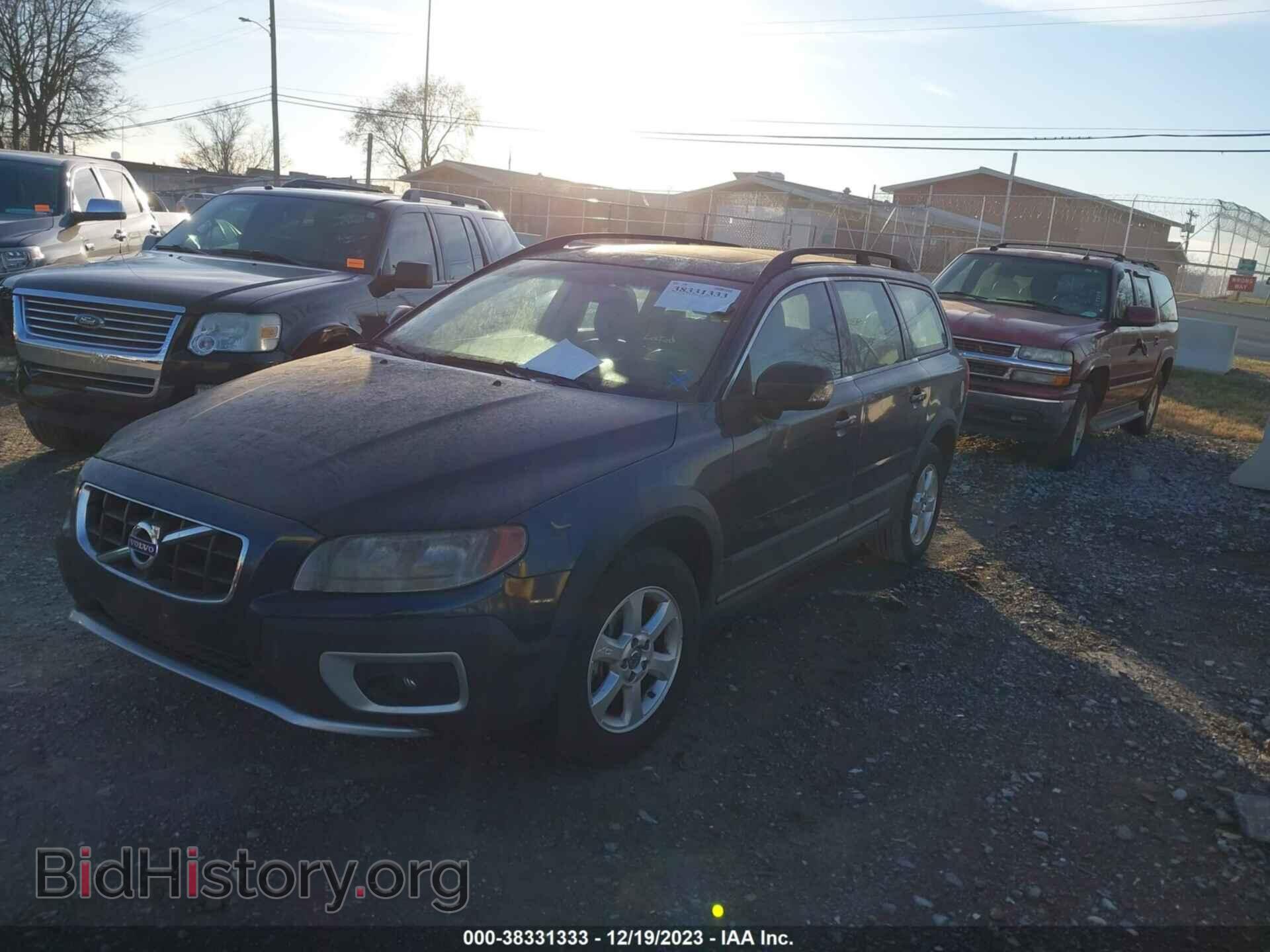 2011 VOLVO XC70 - VIN: YV4952BL0B1096959 - Фото 2