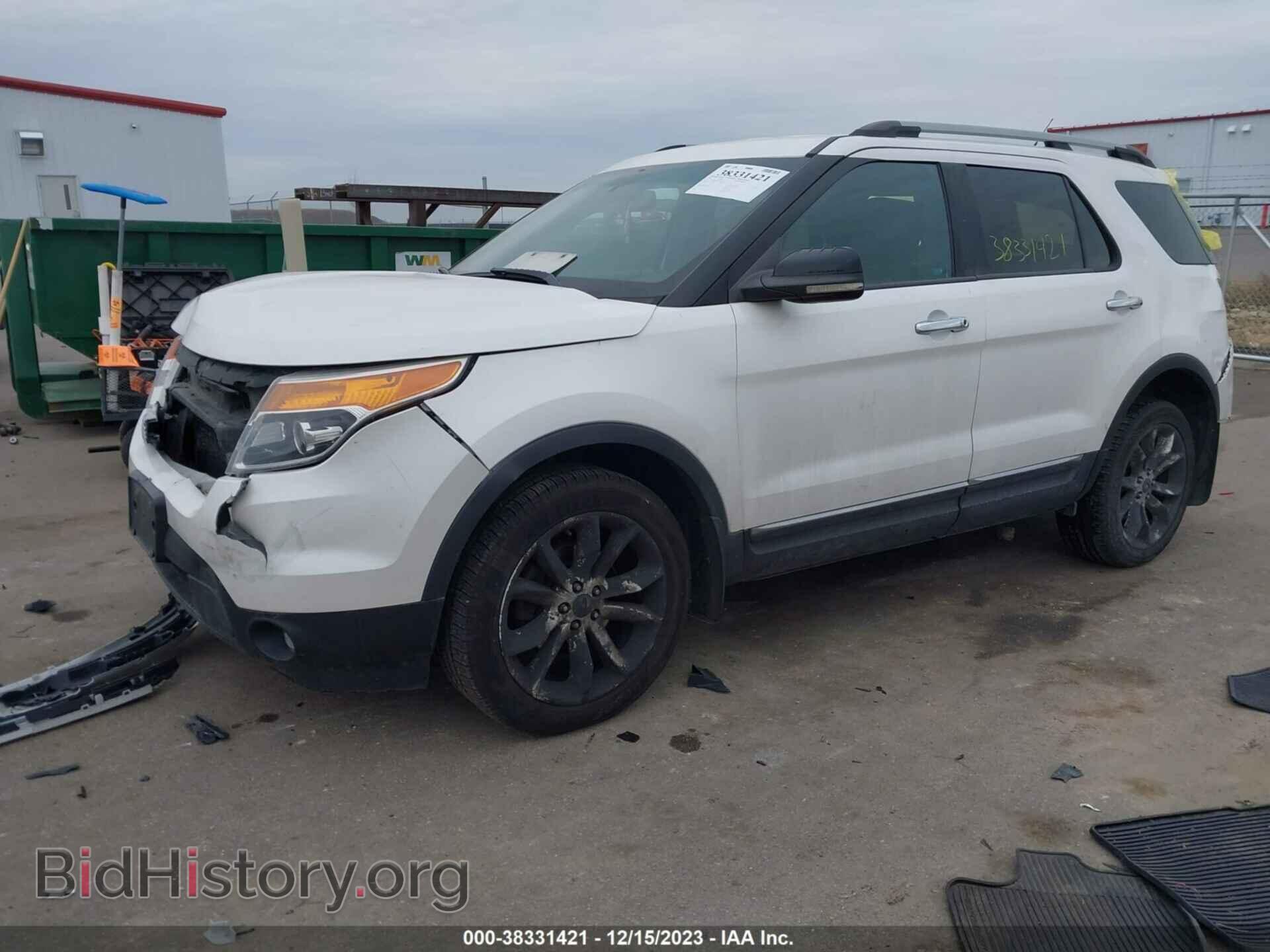 2011 FORD EXPLORER - VIN: 1FMHK8D82BGA74134 - Photo 2