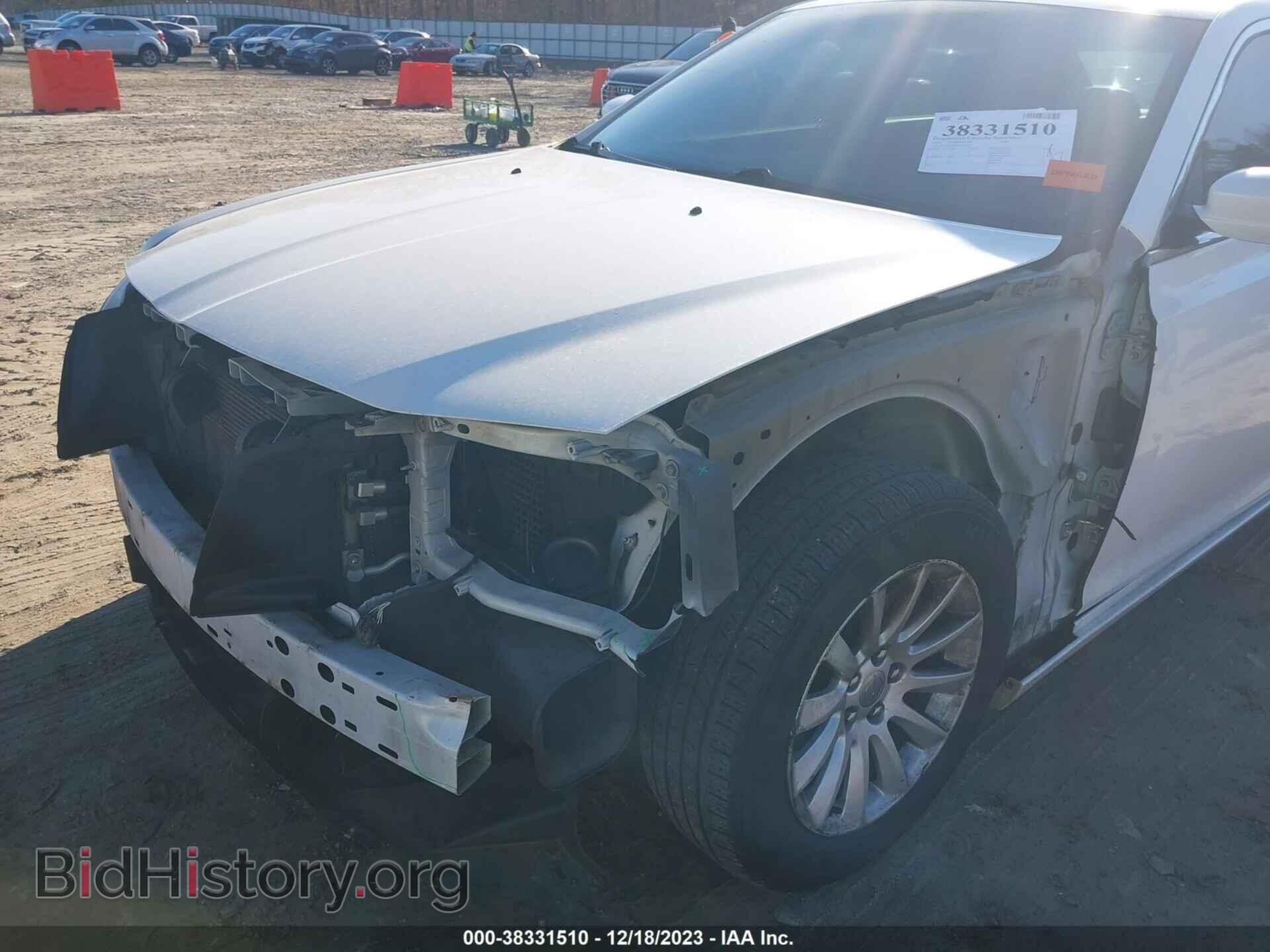 2013 CHRYSLER 300 - VIN: 2C3CCAAG9DH561633 - Фото 6