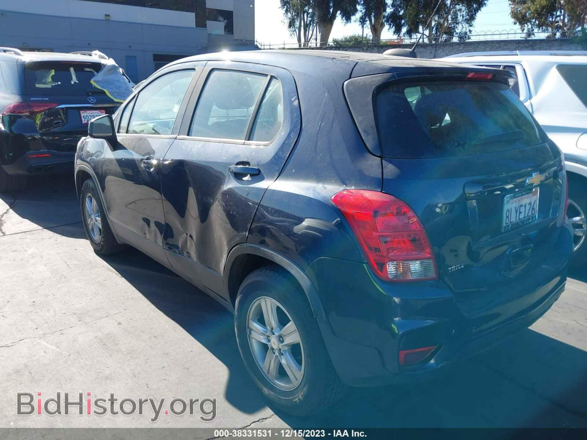 2019 CHEVROLET TRAX - VIN: 3GNCJKSB3KL324464 - Фото 3