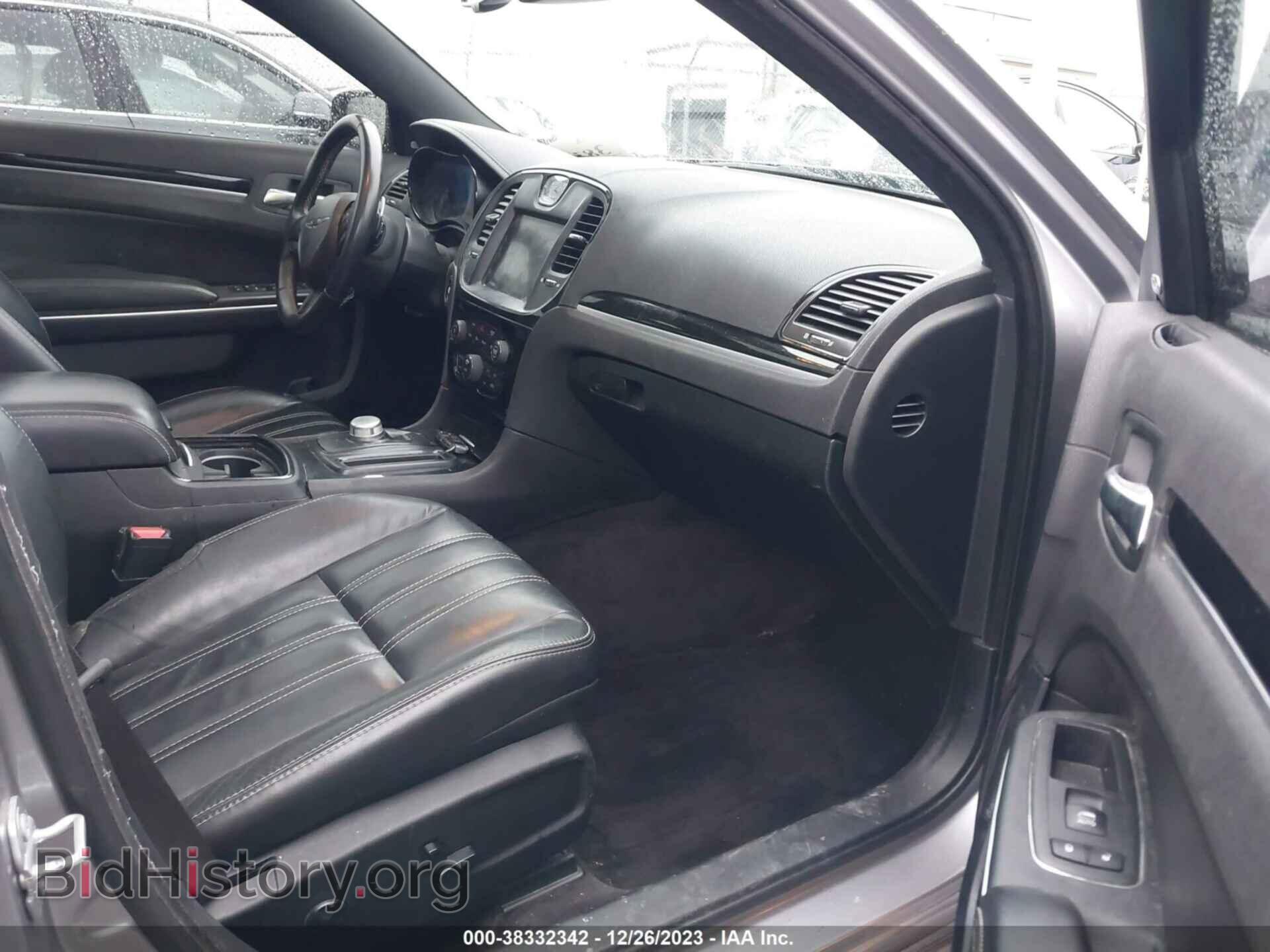 2018 CHRYSLER 300 - VIN: 2C3CCABG6JH274762 - Фото 5