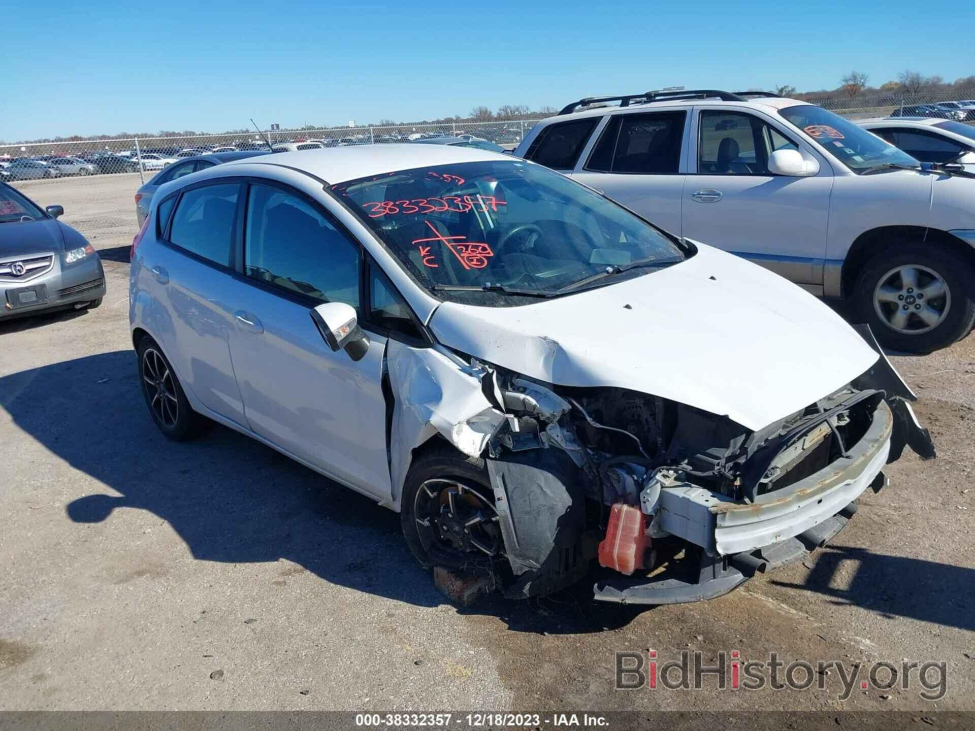 Photo 3FADP4EJ2FM115362 - FORD FIESTA 2015