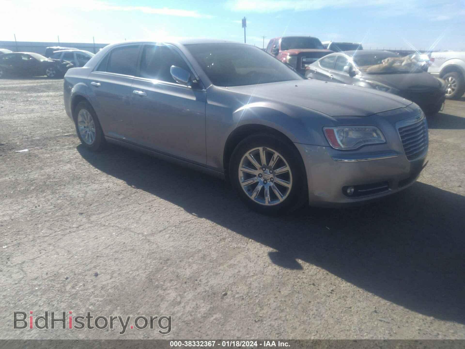Фотография 2C3CCAEG4DH620906 - CHRYSLER 300C 2013