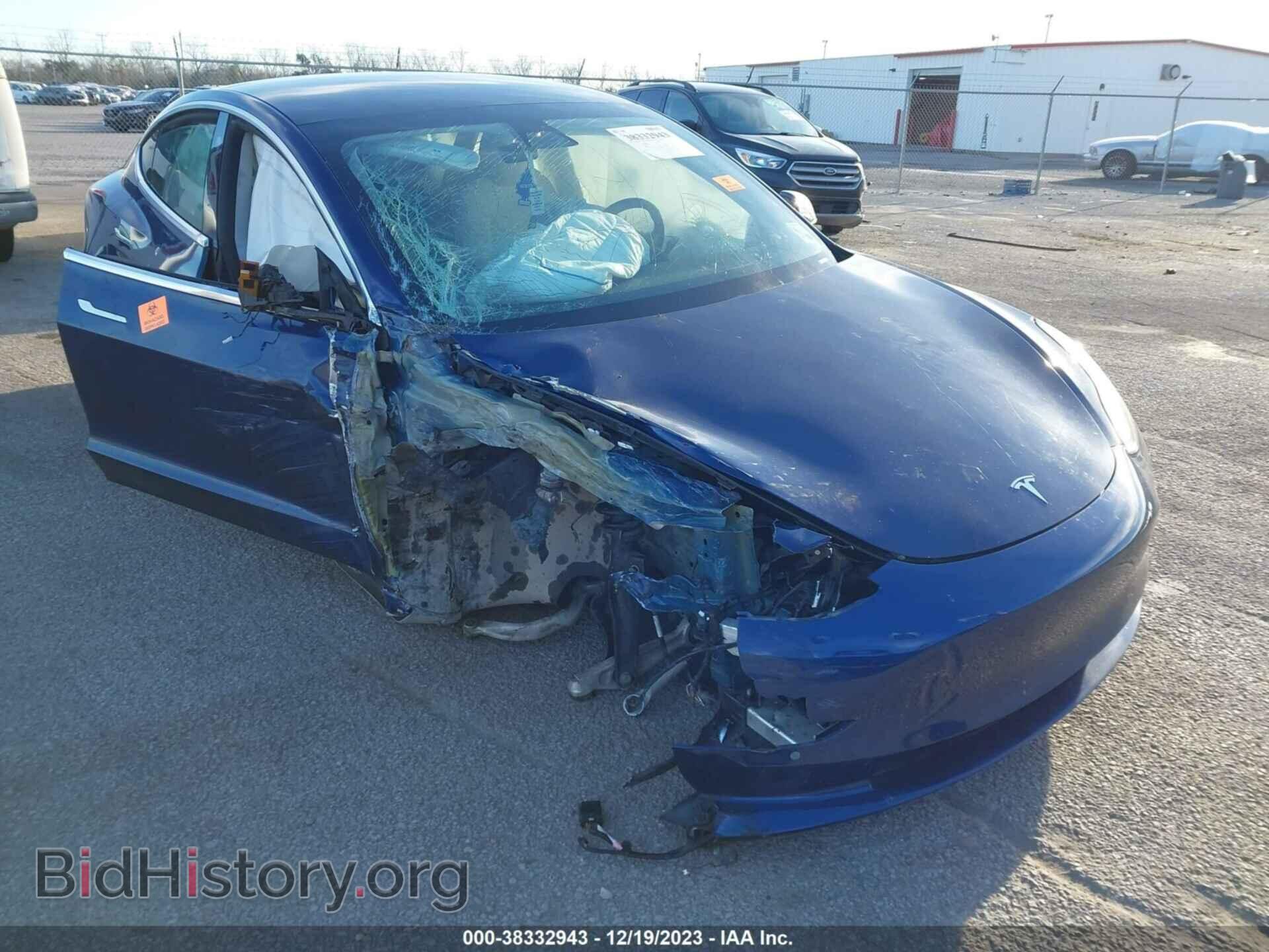 Photo 5YJ3E1EB2KF391090 - TESLA MODEL 3 2019