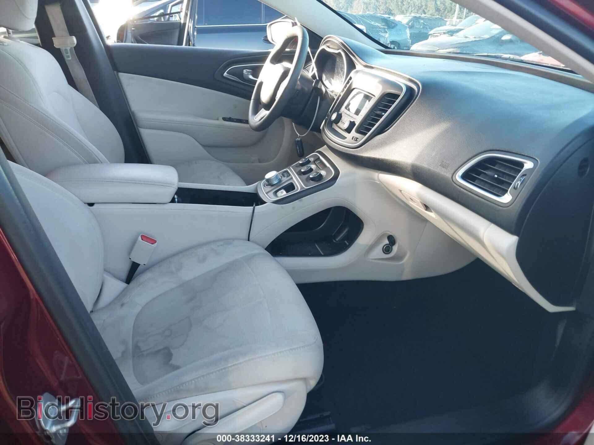 2015 CHRYSLER 200 - VIN: 1C3CCCFB5FN614234 - Фото 5