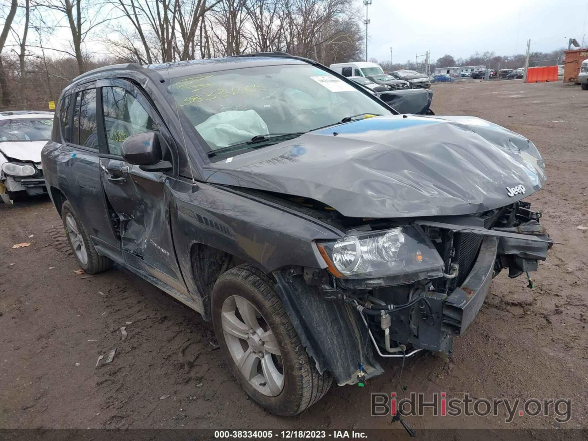 Photo 1C4NJDEBXGD597939 - JEEP COMPASS 2016