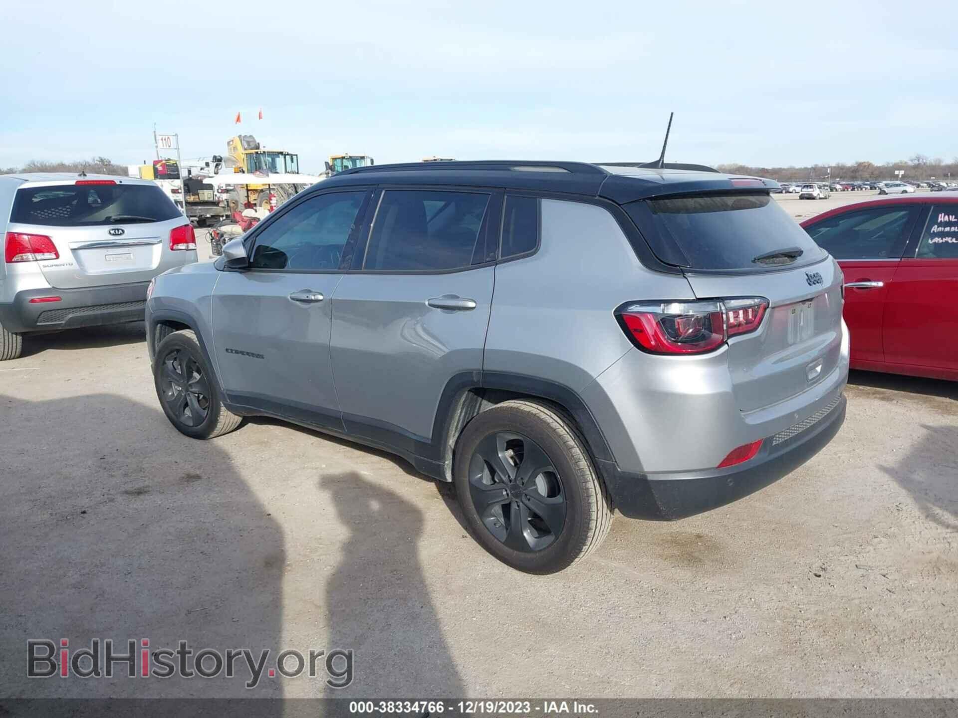 2021 JEEP COMPASS - VIN: 3C4NJCBB3MT570893 - Фото 3