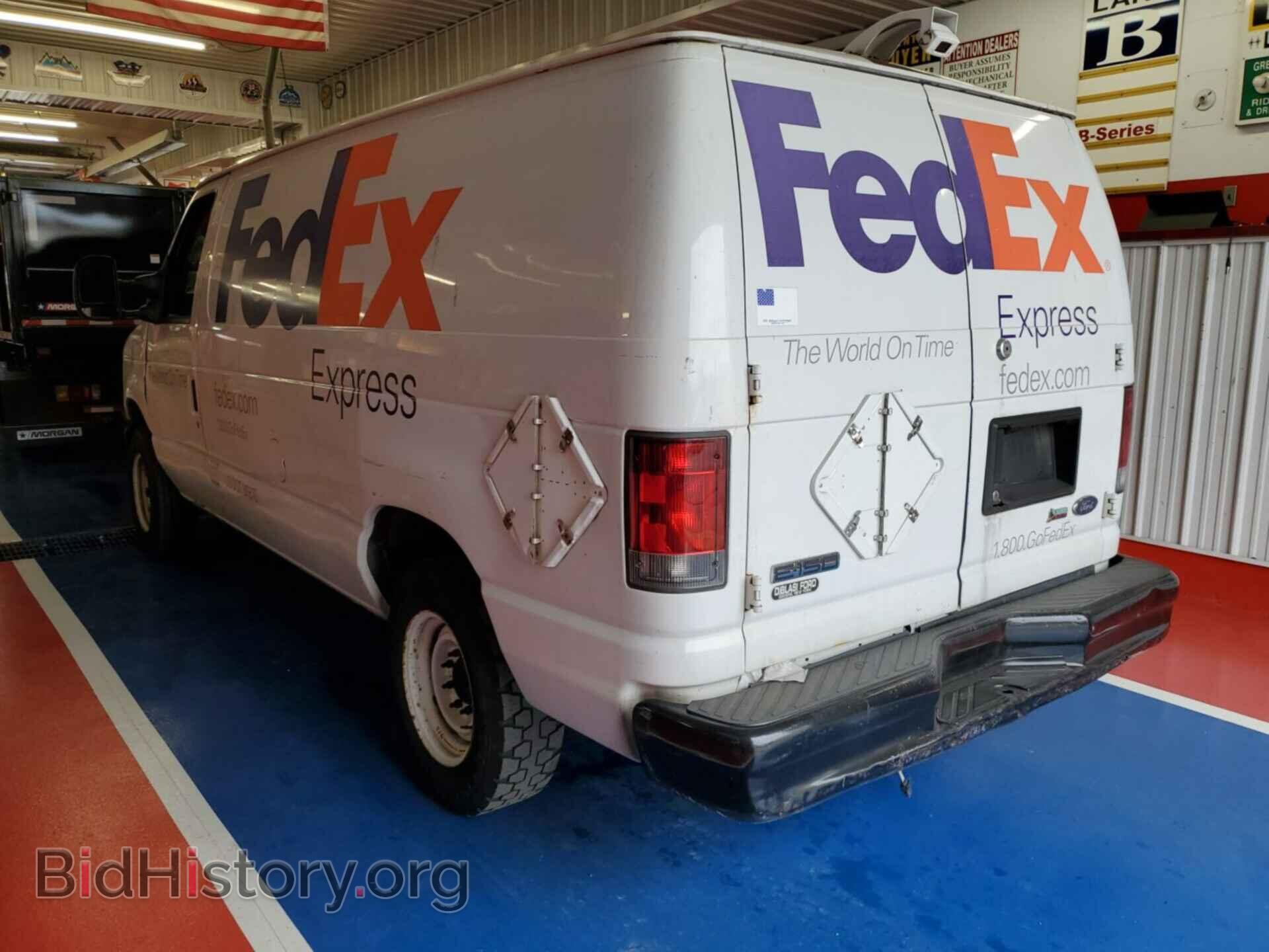 2010 FORD ECONOLINE - VIN: 1FTNE1EW8ADA91832 - Фото 18