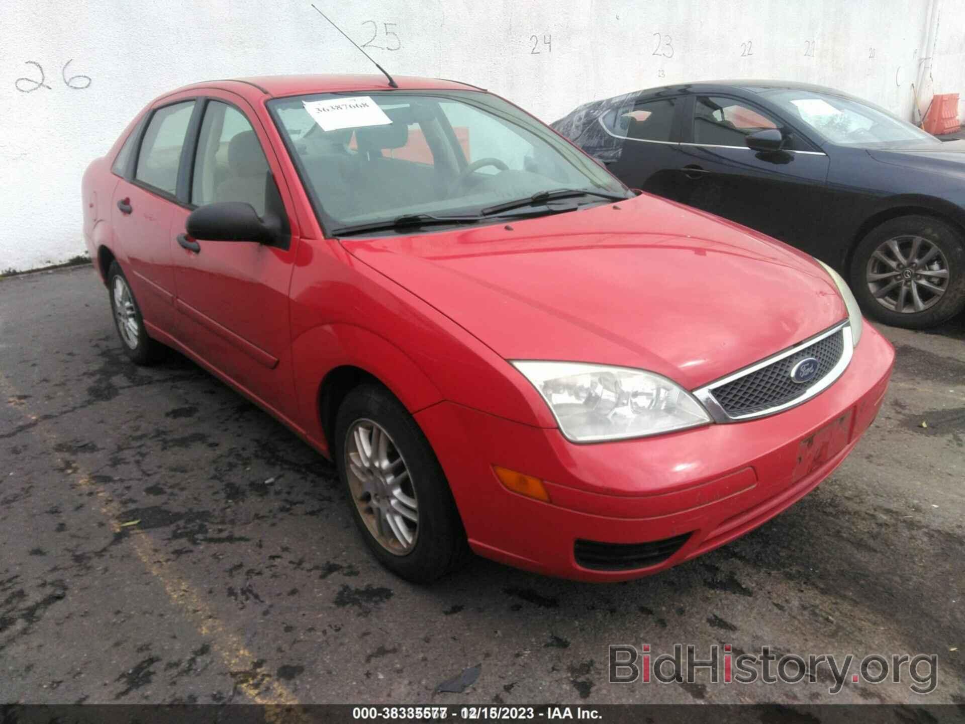 Photo 1FAFP34N56W208027 - FORD FOCUS 2006