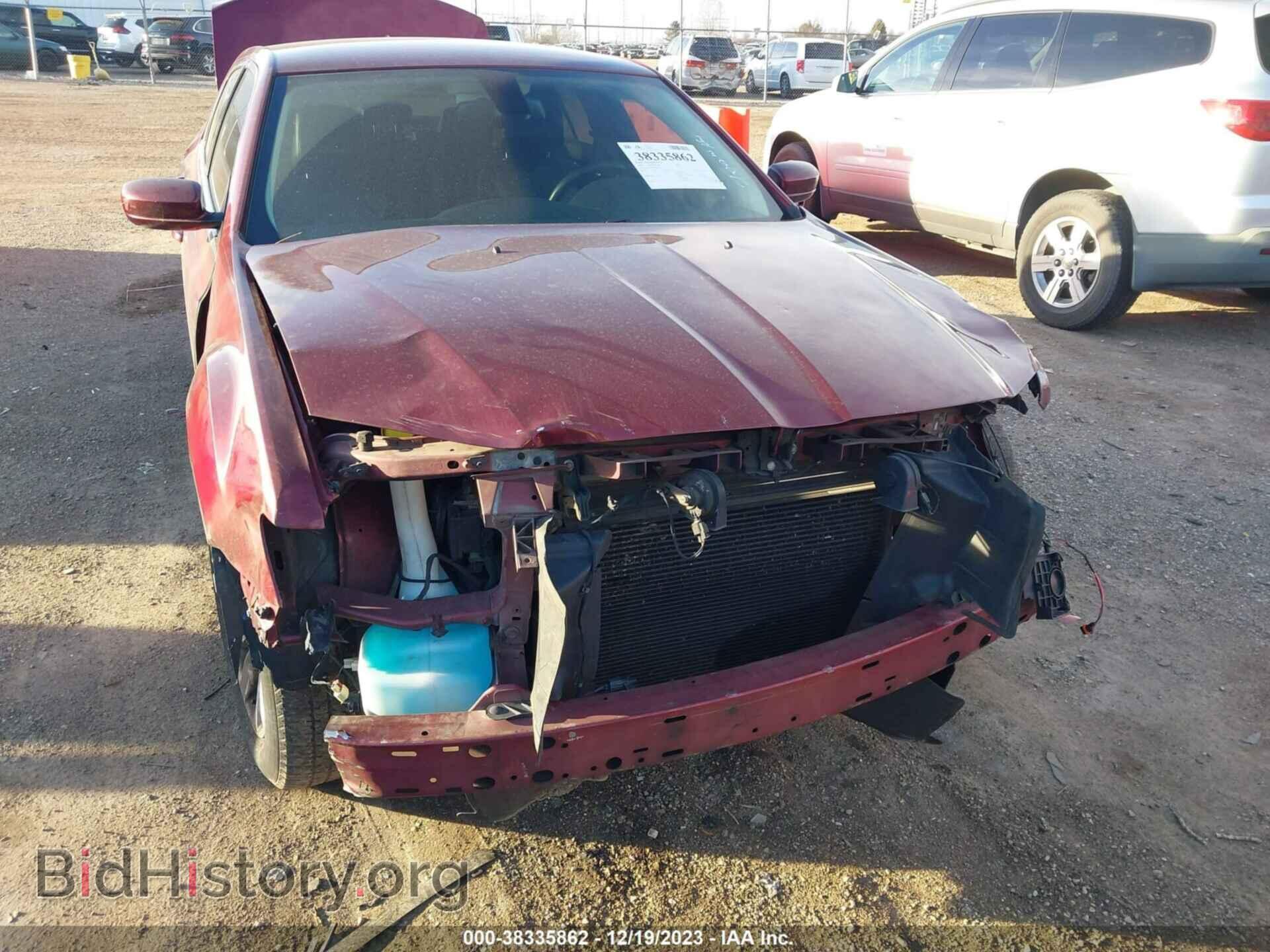 2016 CHRYSLER 300 - VIN: 2C3CCAAG4GH197741 - Фото 6