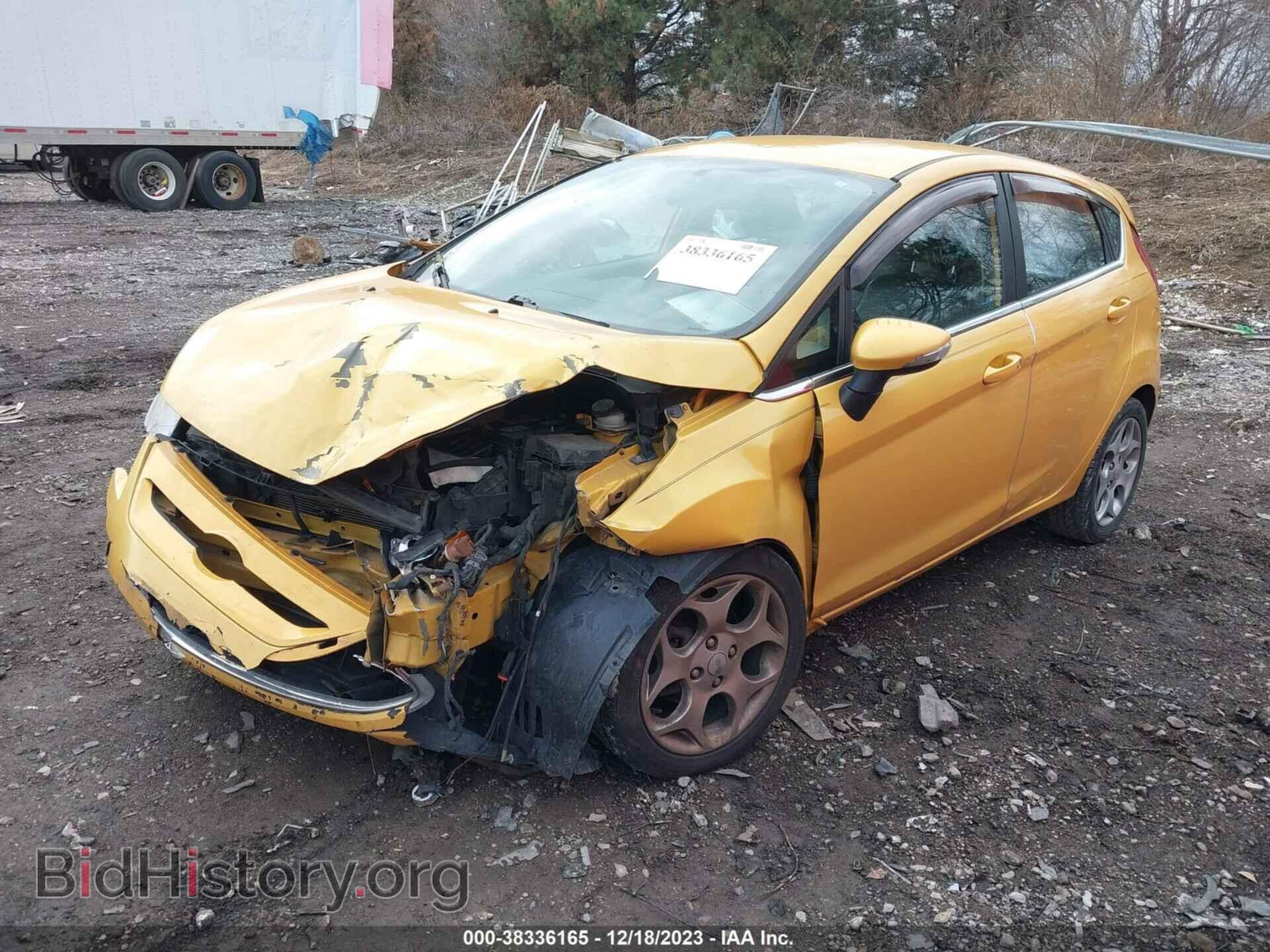 2011 FORD FIESTA - VIN: 3FADP4FJ5BM166623 - Фото 2