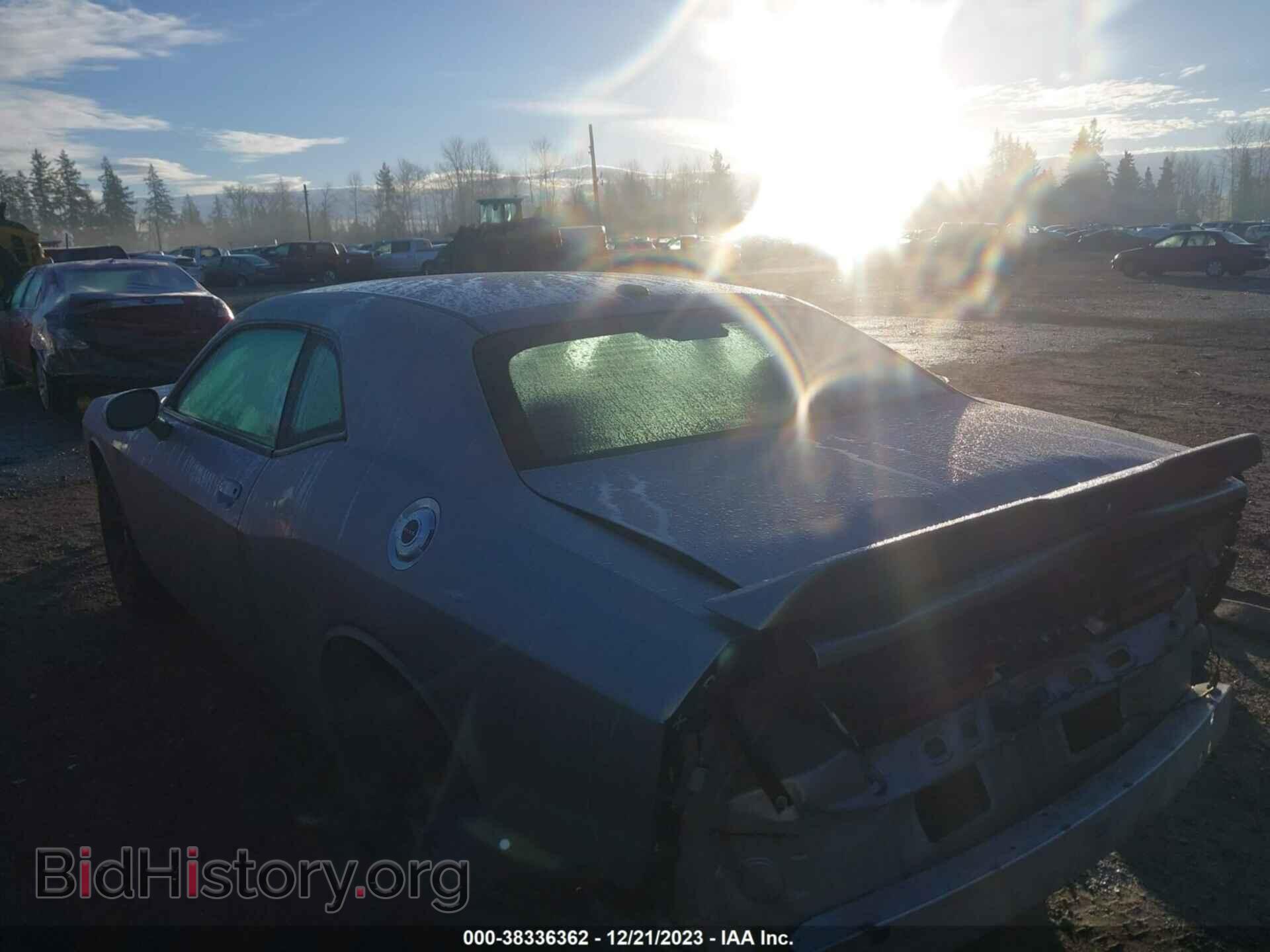 2018 DODGE CHALLENGER - VIN: 2C3CDZAG6JH317543 - Photo 3
