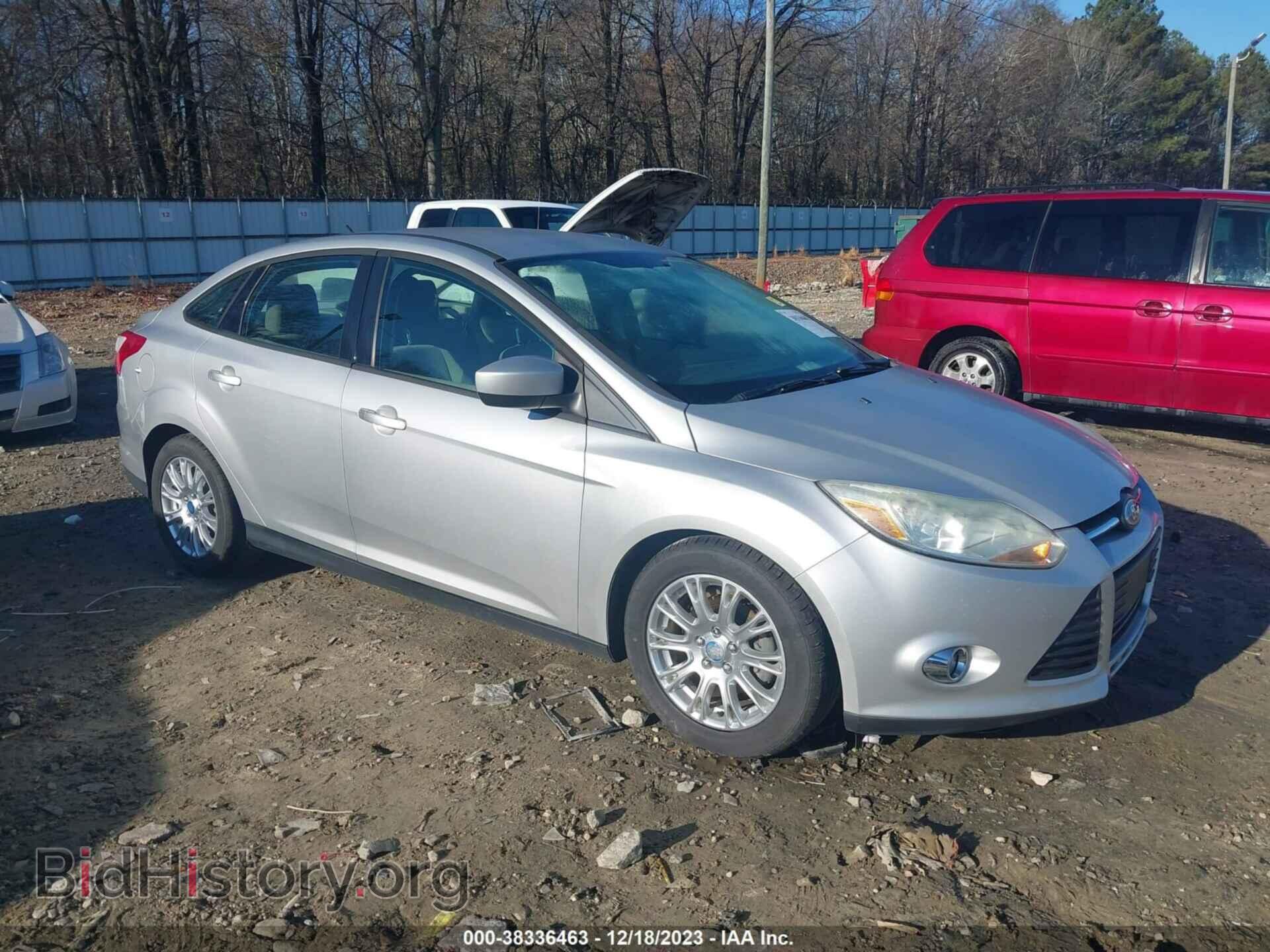 Фотография 1FAHP3F26CL123464 - FORD FOCUS 2012
