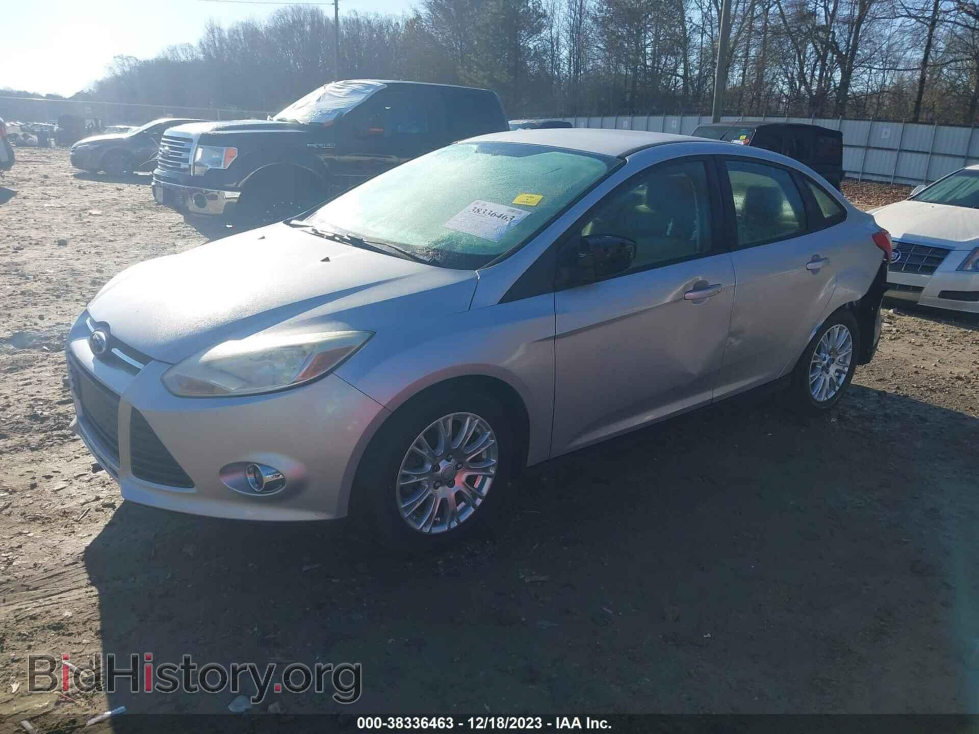 2012 FORD FOCUS - VIN: 1FAHP3F26CL123464 - Фото 2