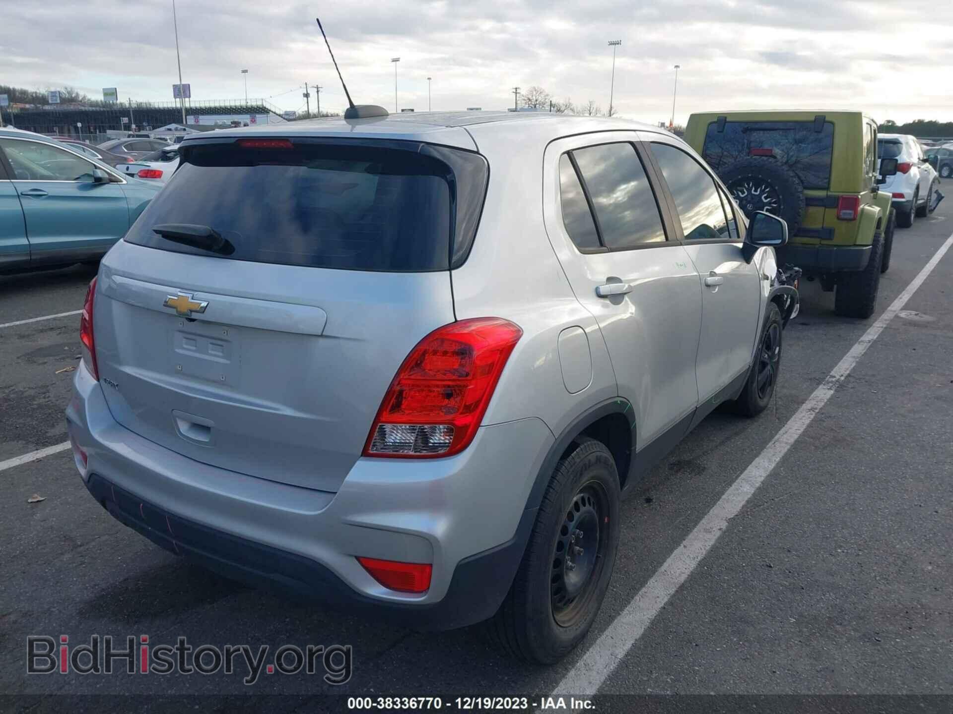 2017 CHEVROLET TRAX - VIN: KL7CJKSB2HB212559 - Фото 4
