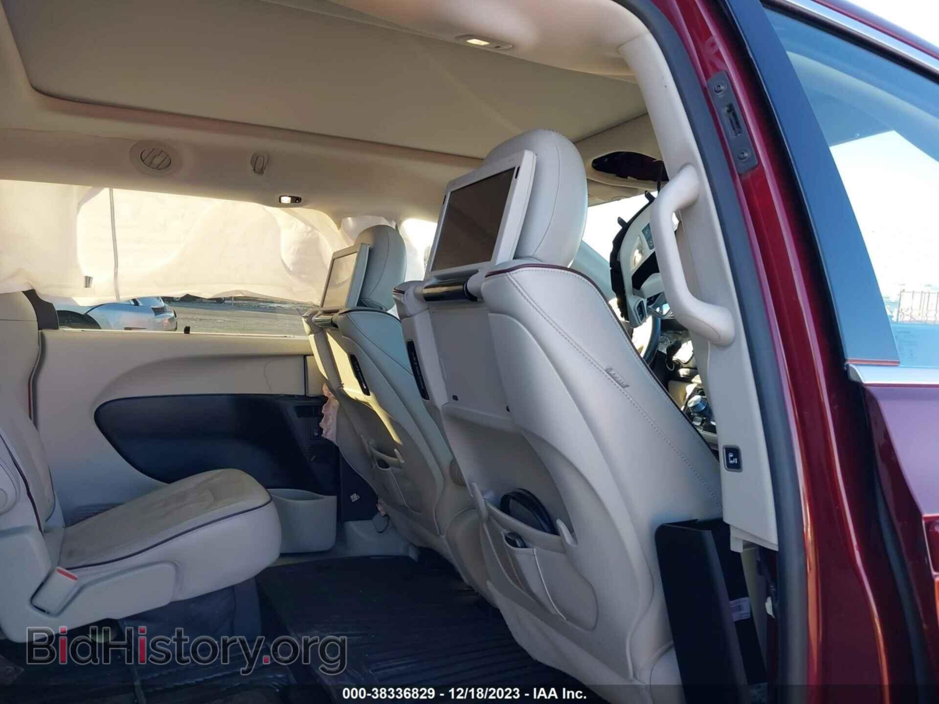 2017 CHRYSLER PACIFICA - VIN: 2C4RC1GG3HR599324 - Photo 8