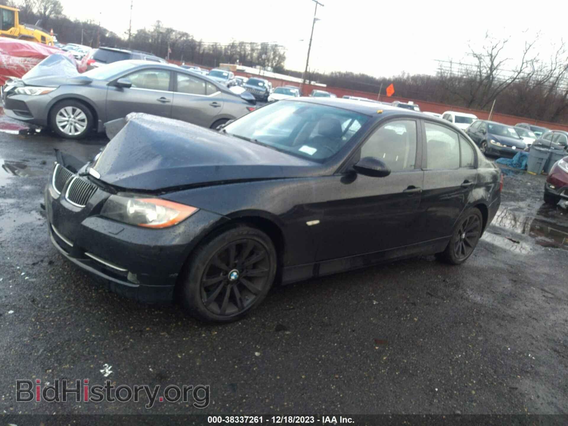 2007 BMW 328XI - VIN: WBAVC73597KP36699 - Фото 2