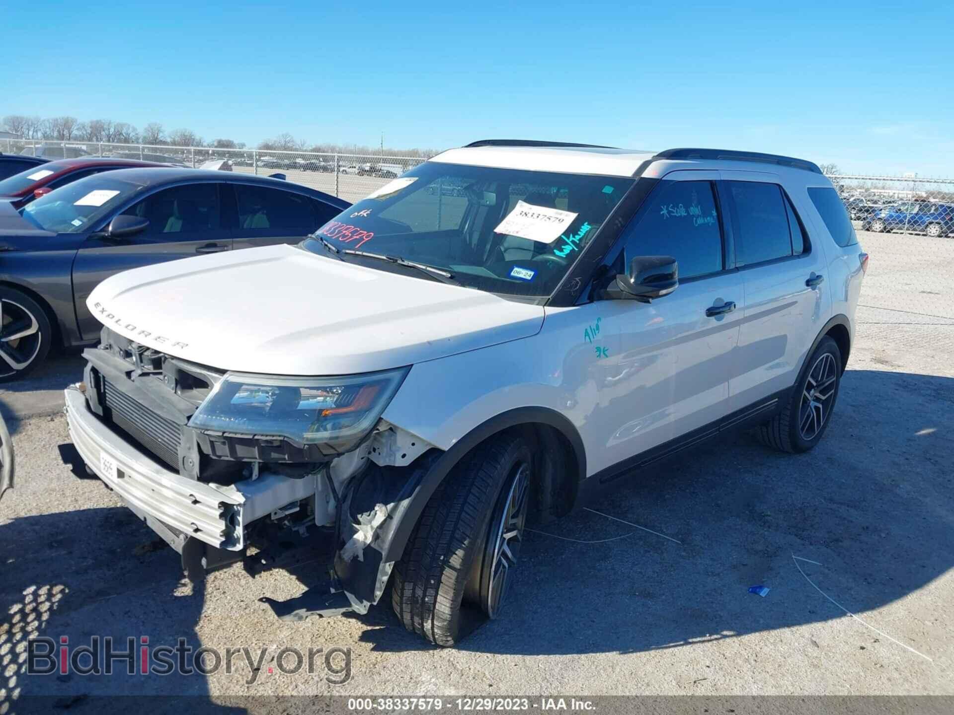 2016 FORD EXPLORER - VIN: 1FM5K8GT6GGB26357 - Фото 2