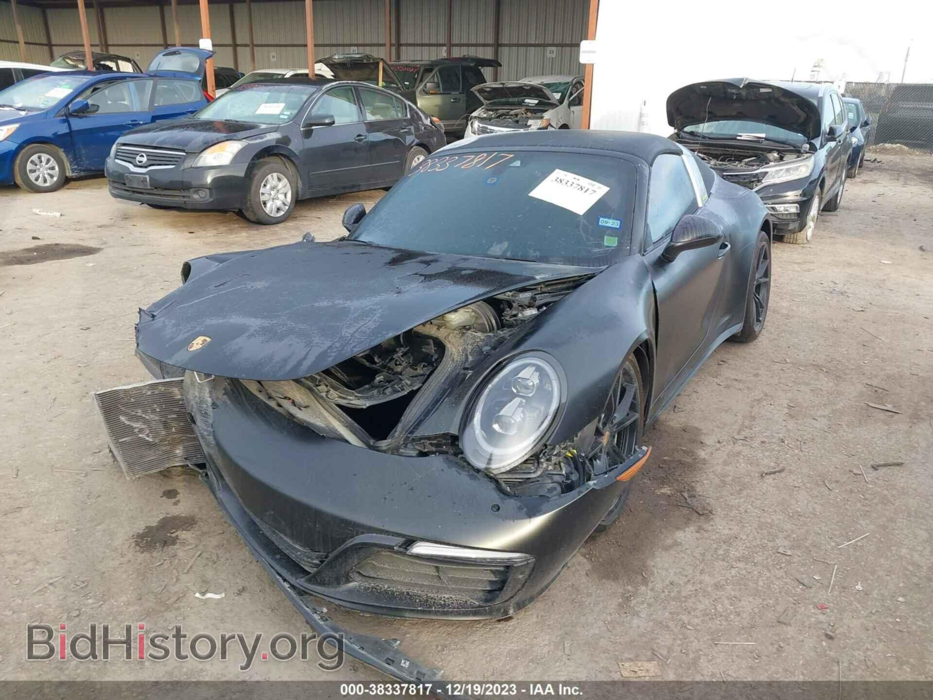 2017 PORSCHE 911 - VIN: WP0BB2A95HS136149 - Photo 2