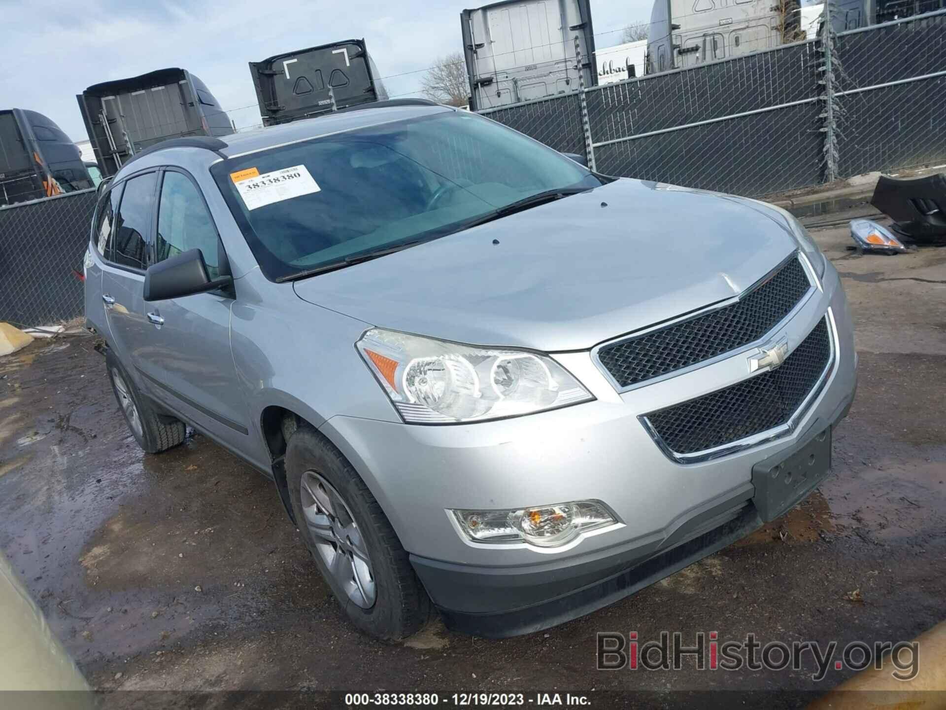 Photo 1GNKREED4CJ354374 - CHEVROLET TRAVERSE 2012