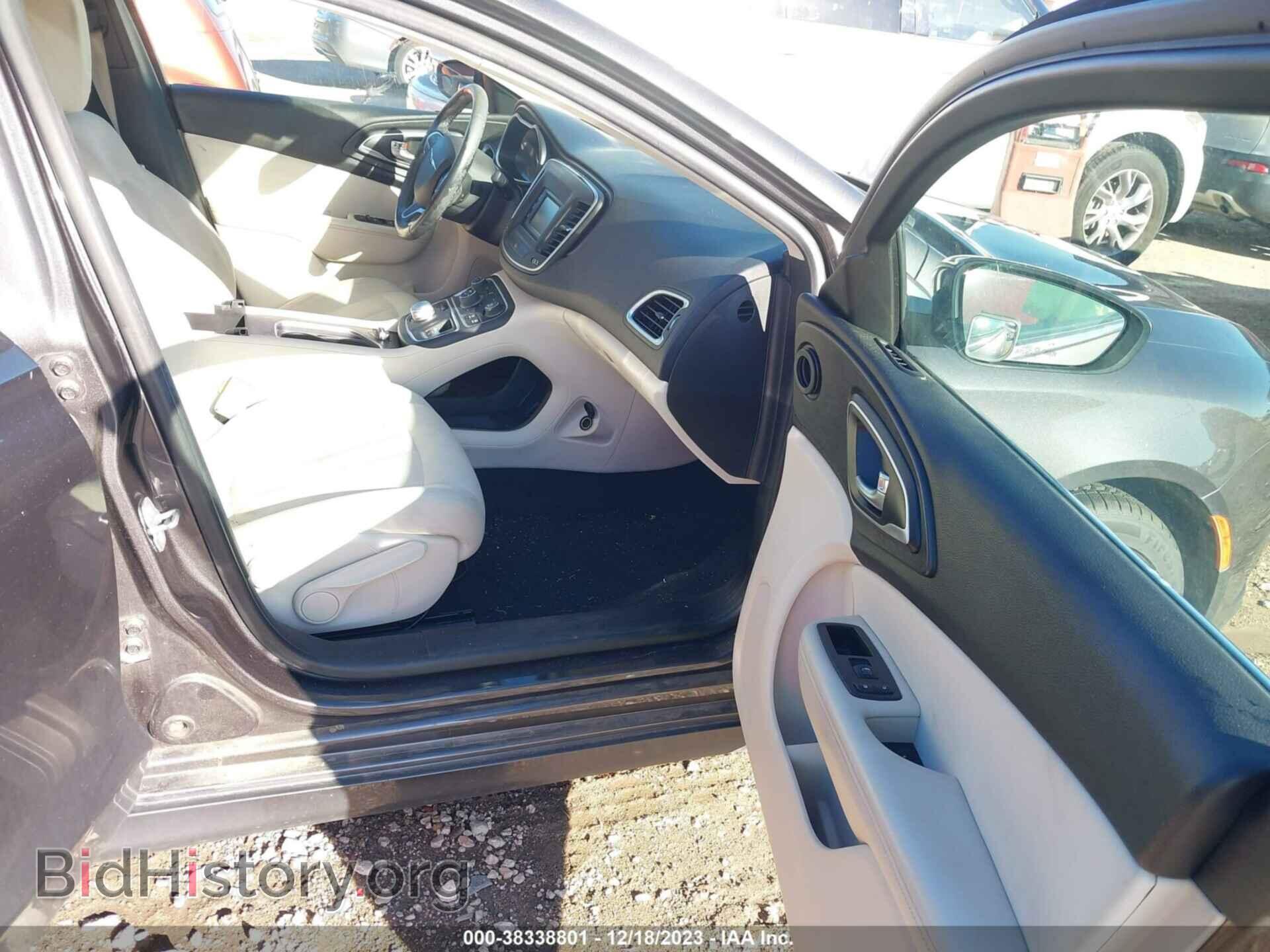 2015 CHRYSLER 200 - VIN: 1C3CCCAB5FN543348 - Фото 5