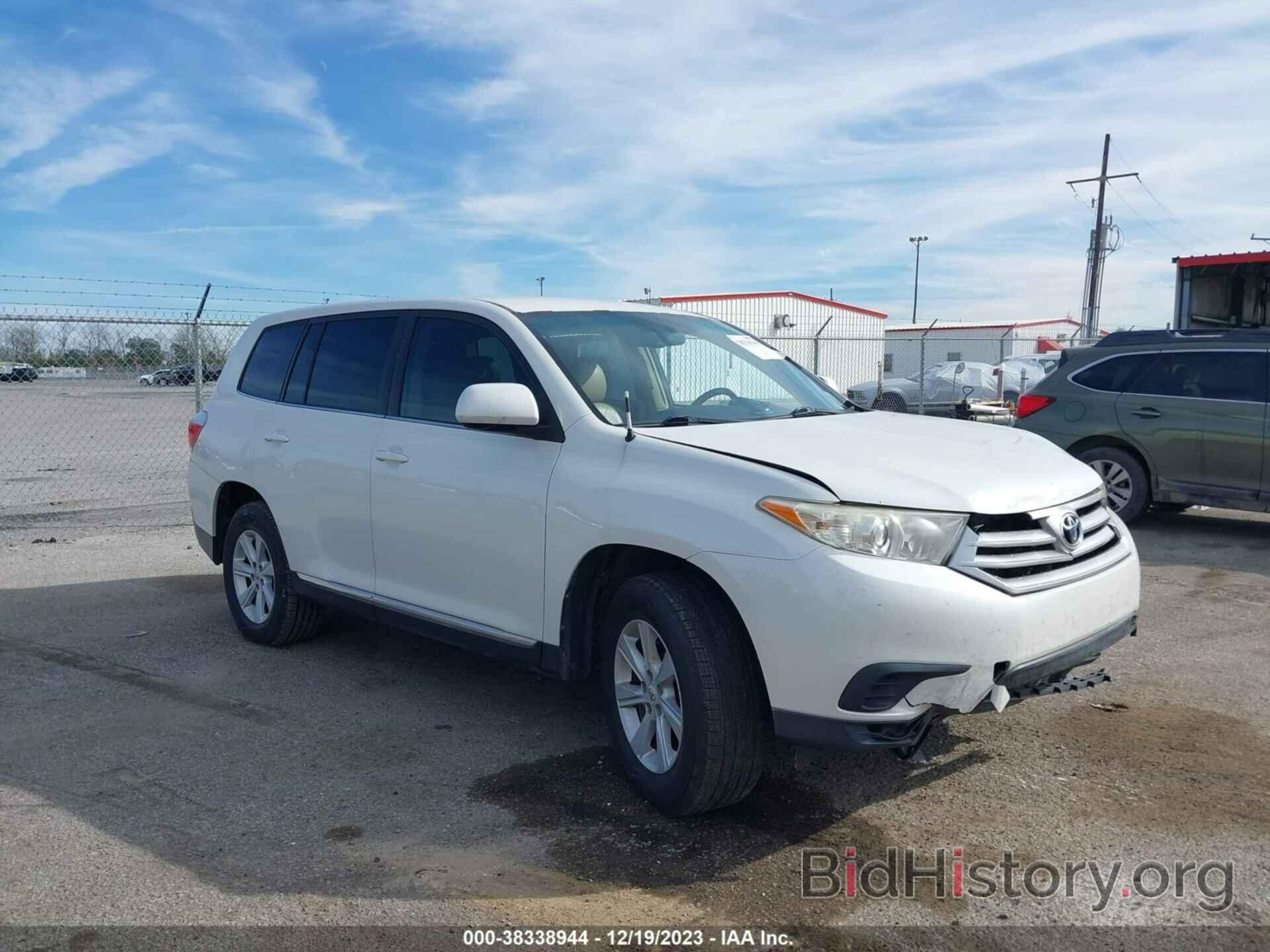 Photo 5TDZK3EH8BS046662 - TOYOTA HIGHLANDER 2011