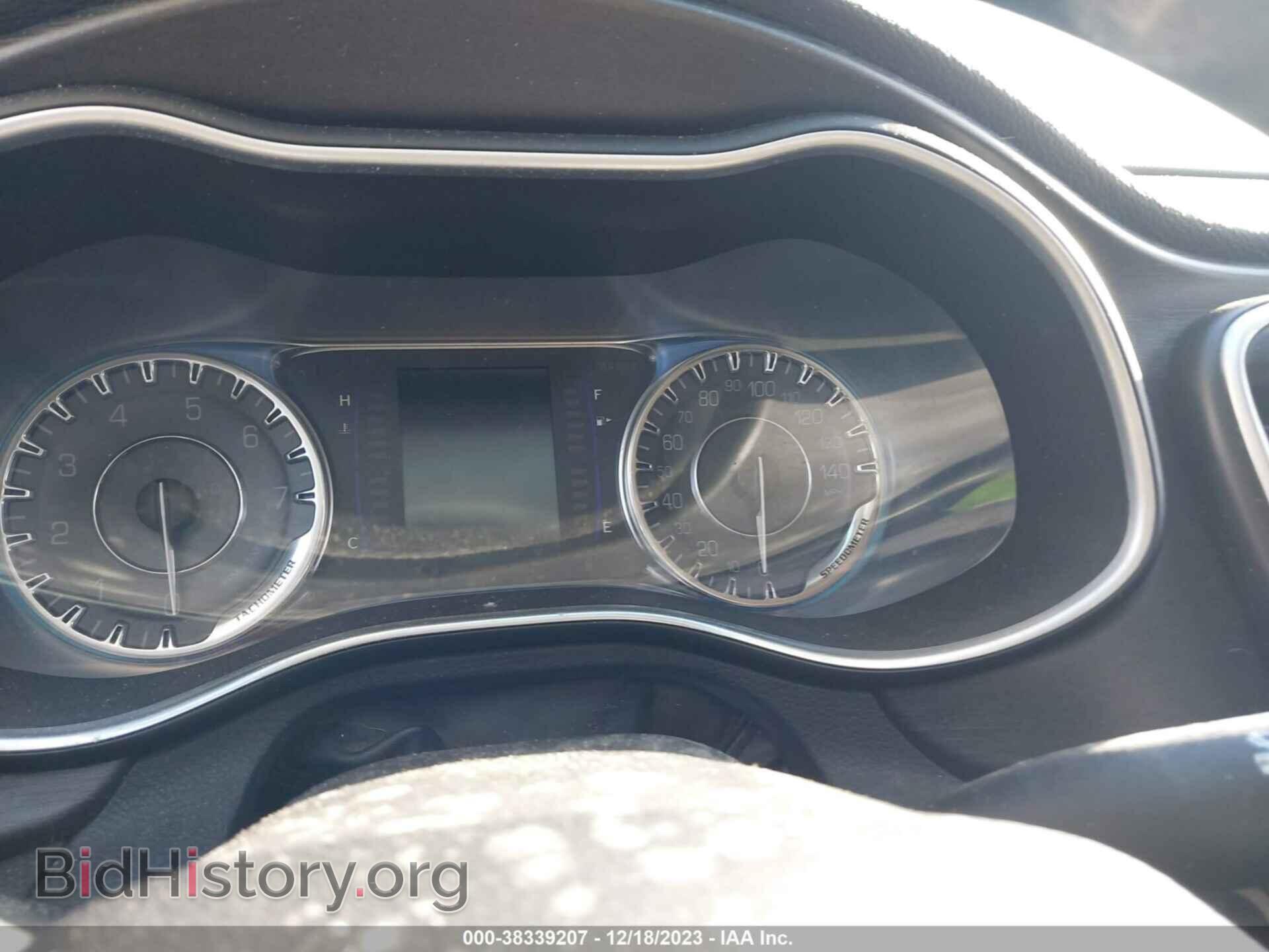 2016 CHRYSLER 200 - VIN: 1C3CCCAB2GN113536 - Фото 7