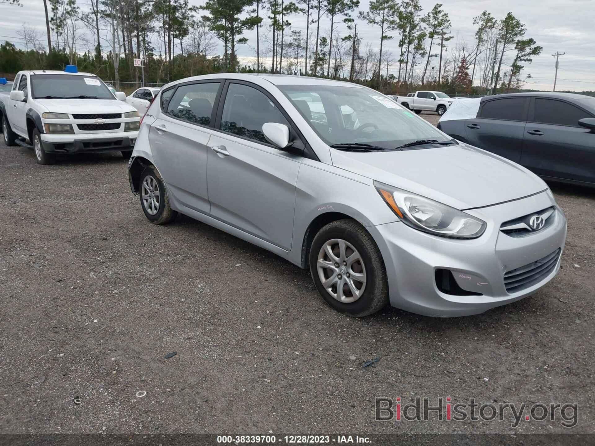 Photo KMHCT5AE5CU004579 - HYUNDAI ACCENT 2012