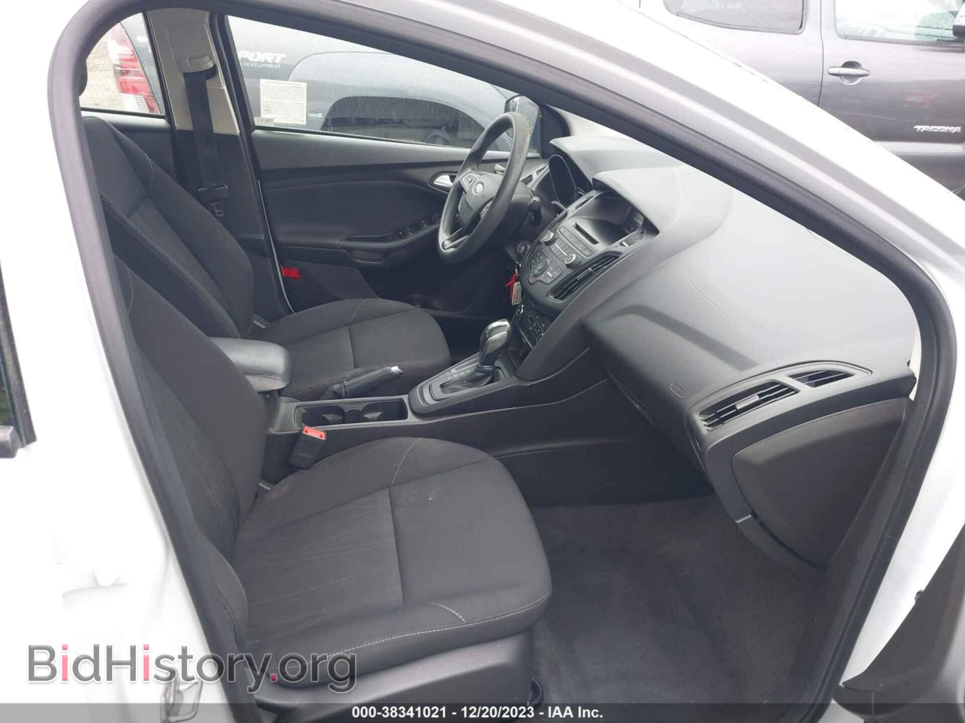 2016 FORD FOCUS - VIN: 1FADP3F2XGL246902 - Photo 5