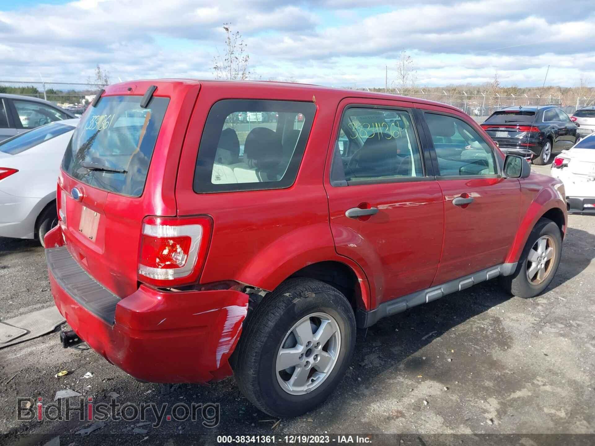 2011 FORD ESCAPE - VIN: 1FMCU0C71BKC48061 - Фото 4