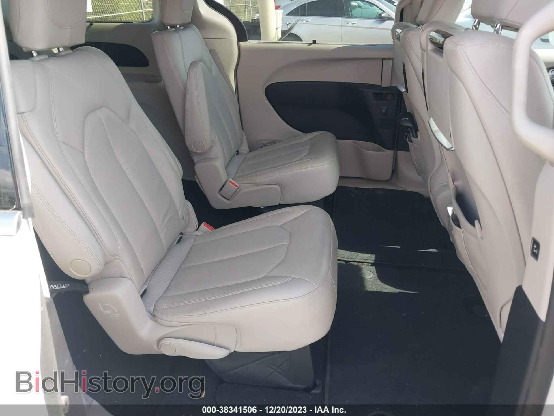 2017 CHRYSLER PACIFICA - VIN: 2C4RC1EG1HR559486 - Photo 8